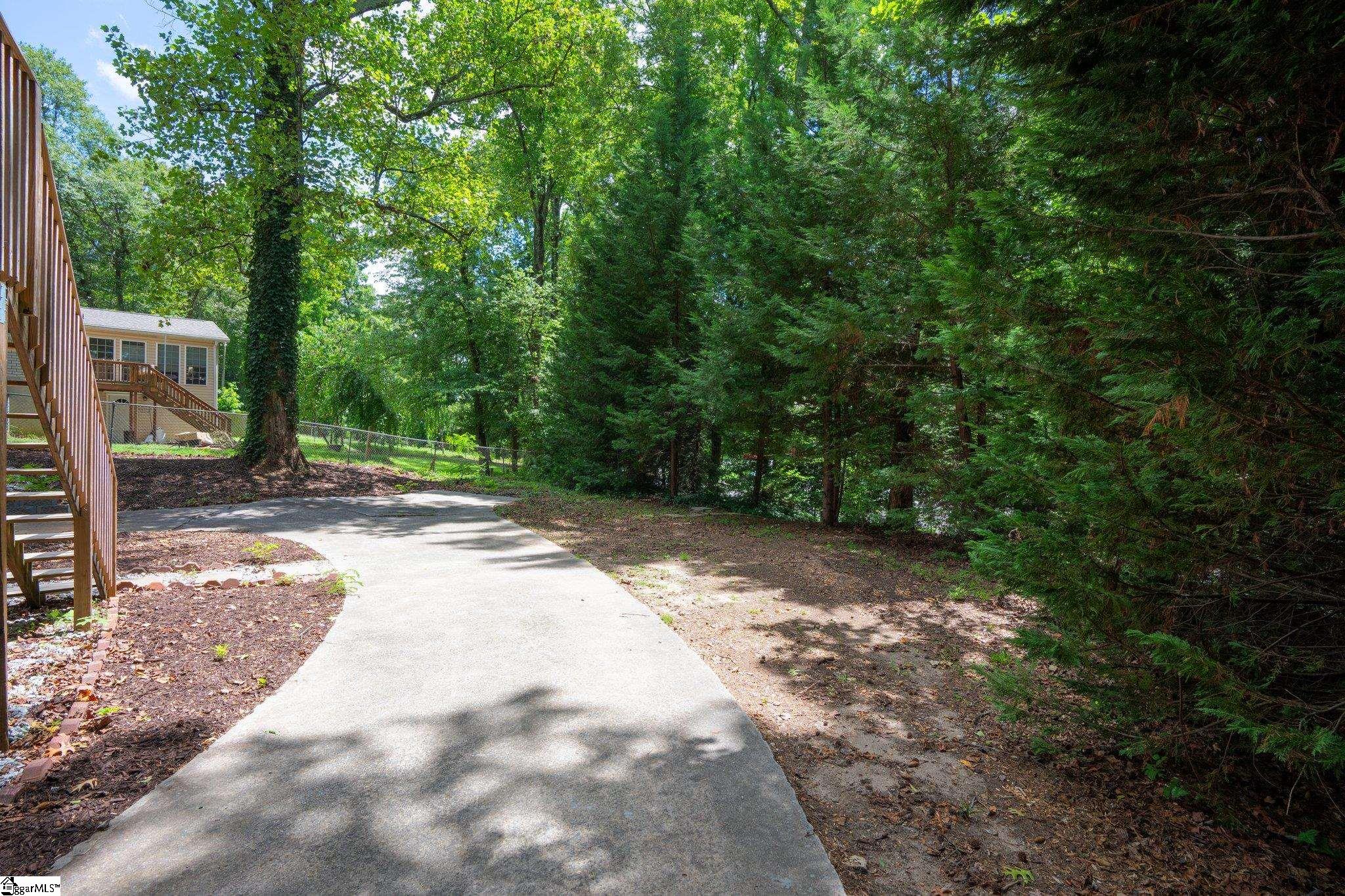 206 Azalea, Greenville, South Carolina image 30