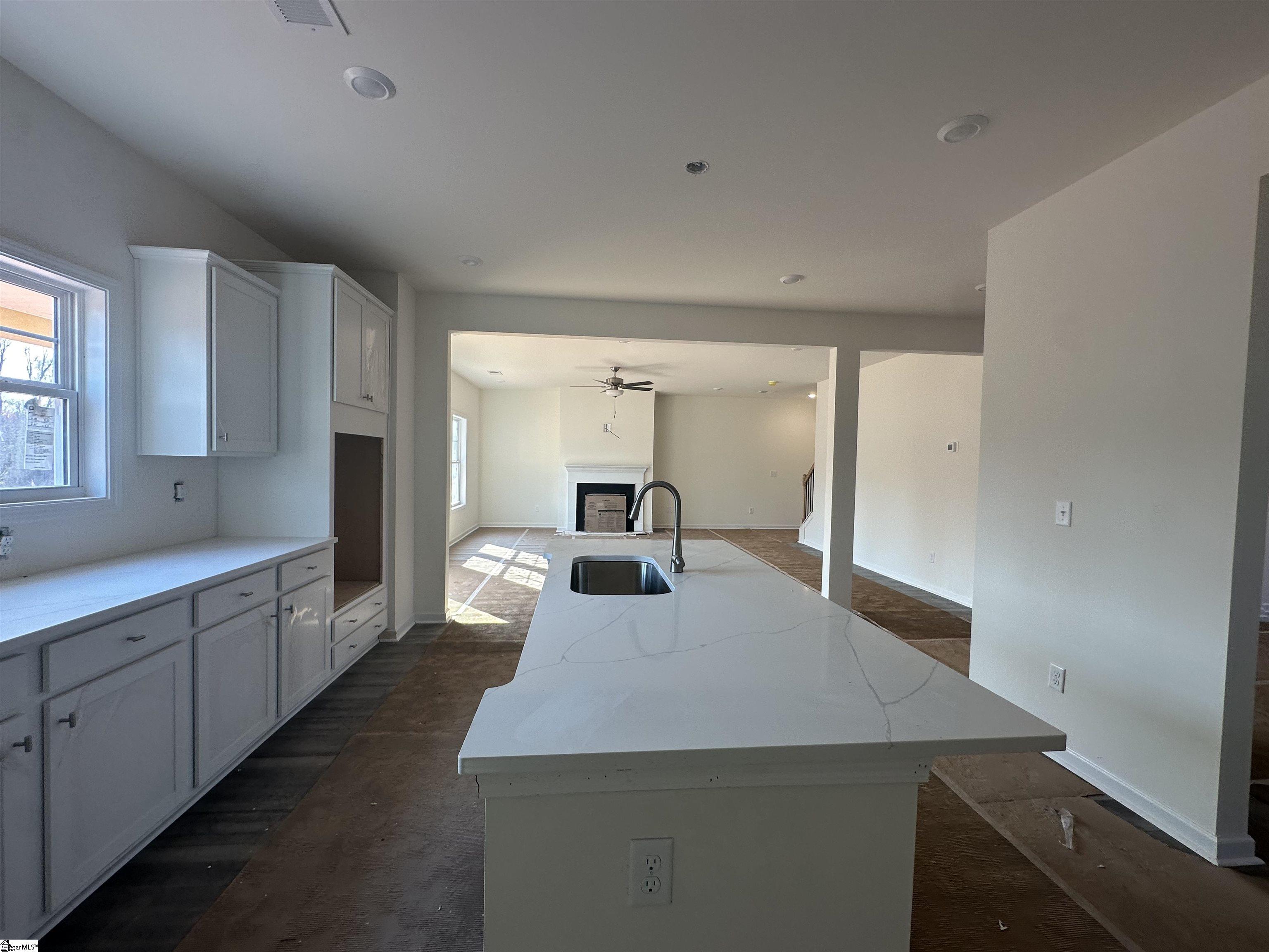 728 Gilgal Lane Wellford, SC 29385