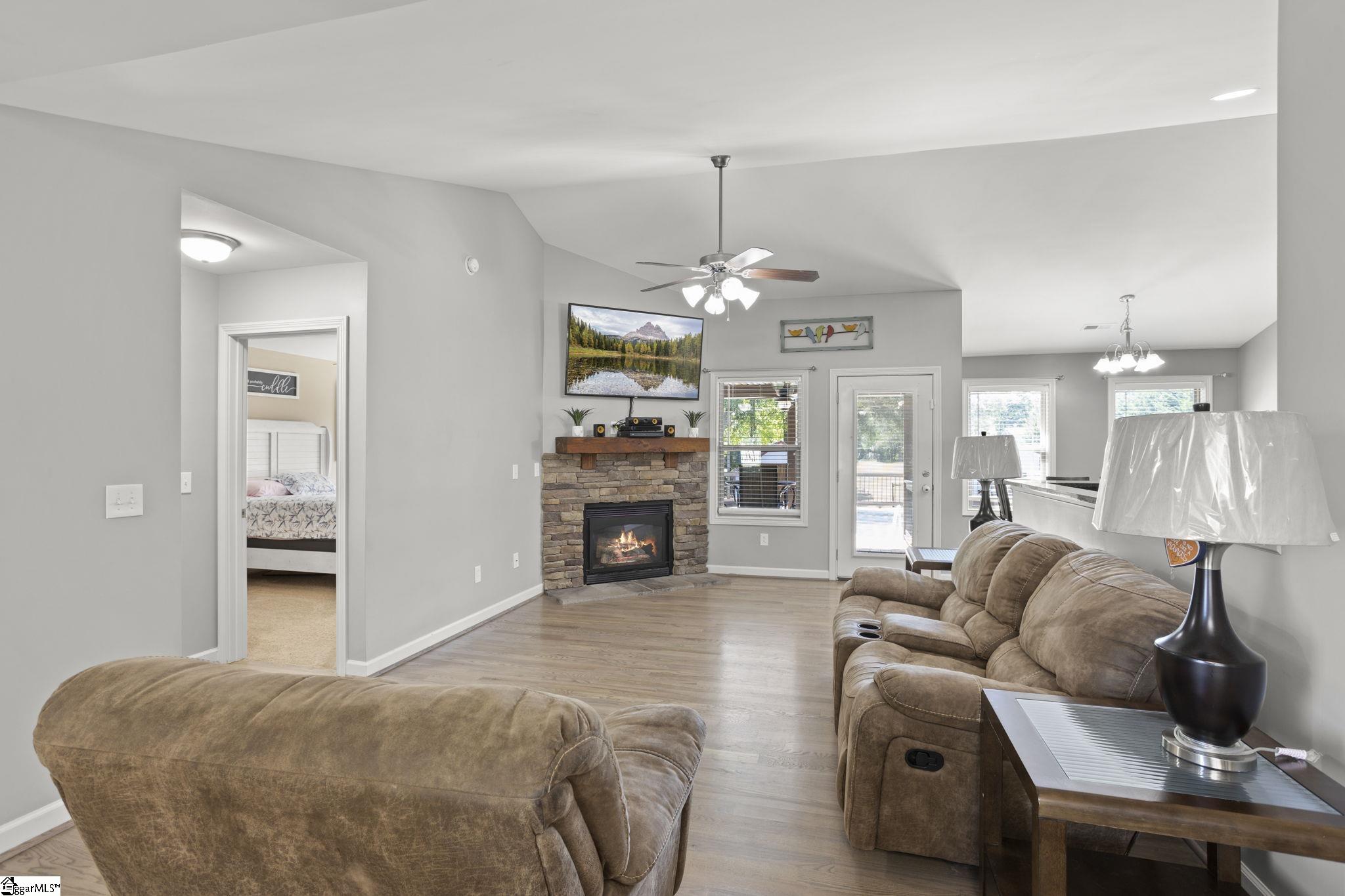 118 Wofford Road Taylors, SC 29687