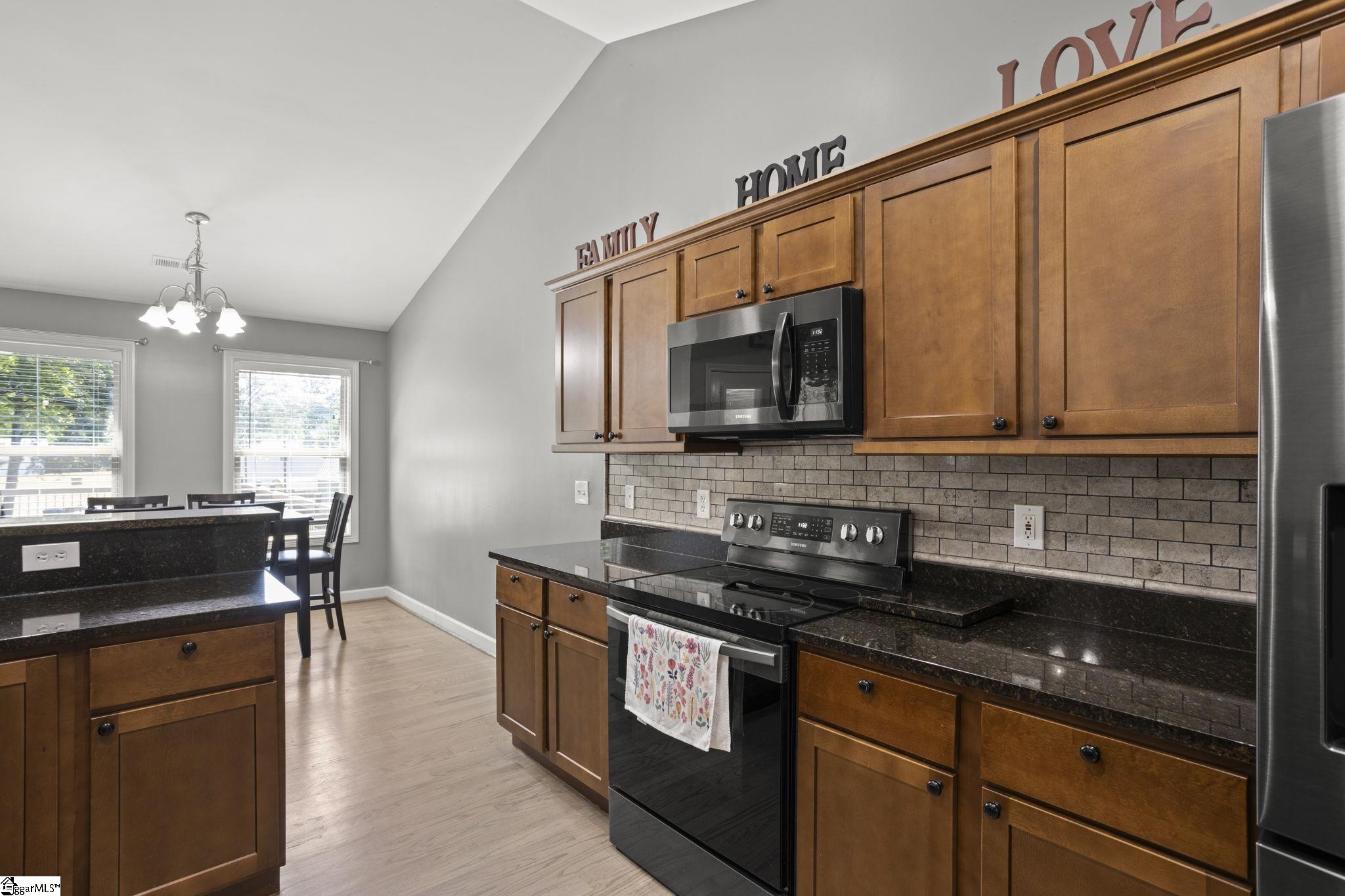 118 Wofford Road Taylors, SC 29687