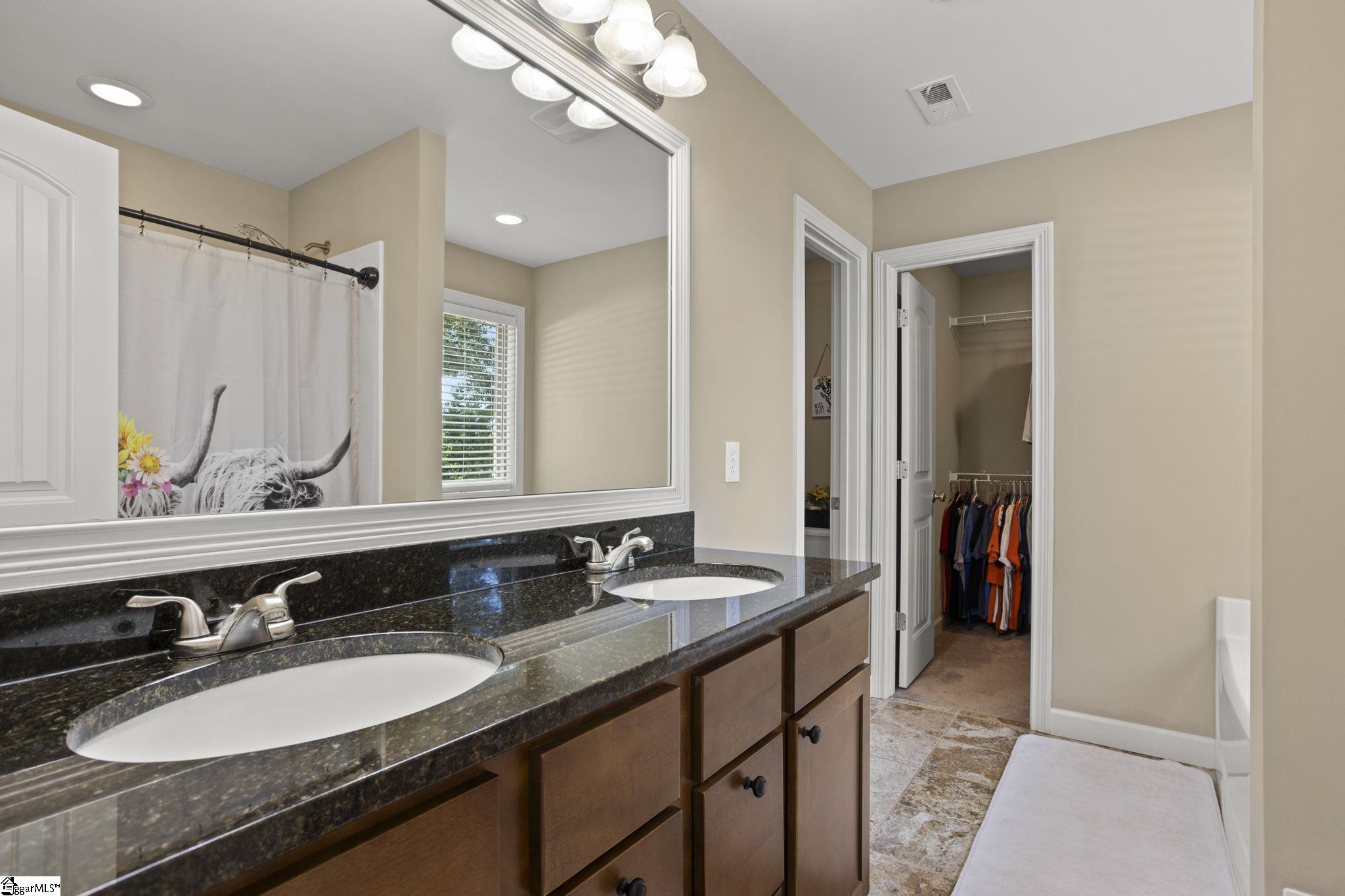 118 Wofford Road Taylors, SC 29687