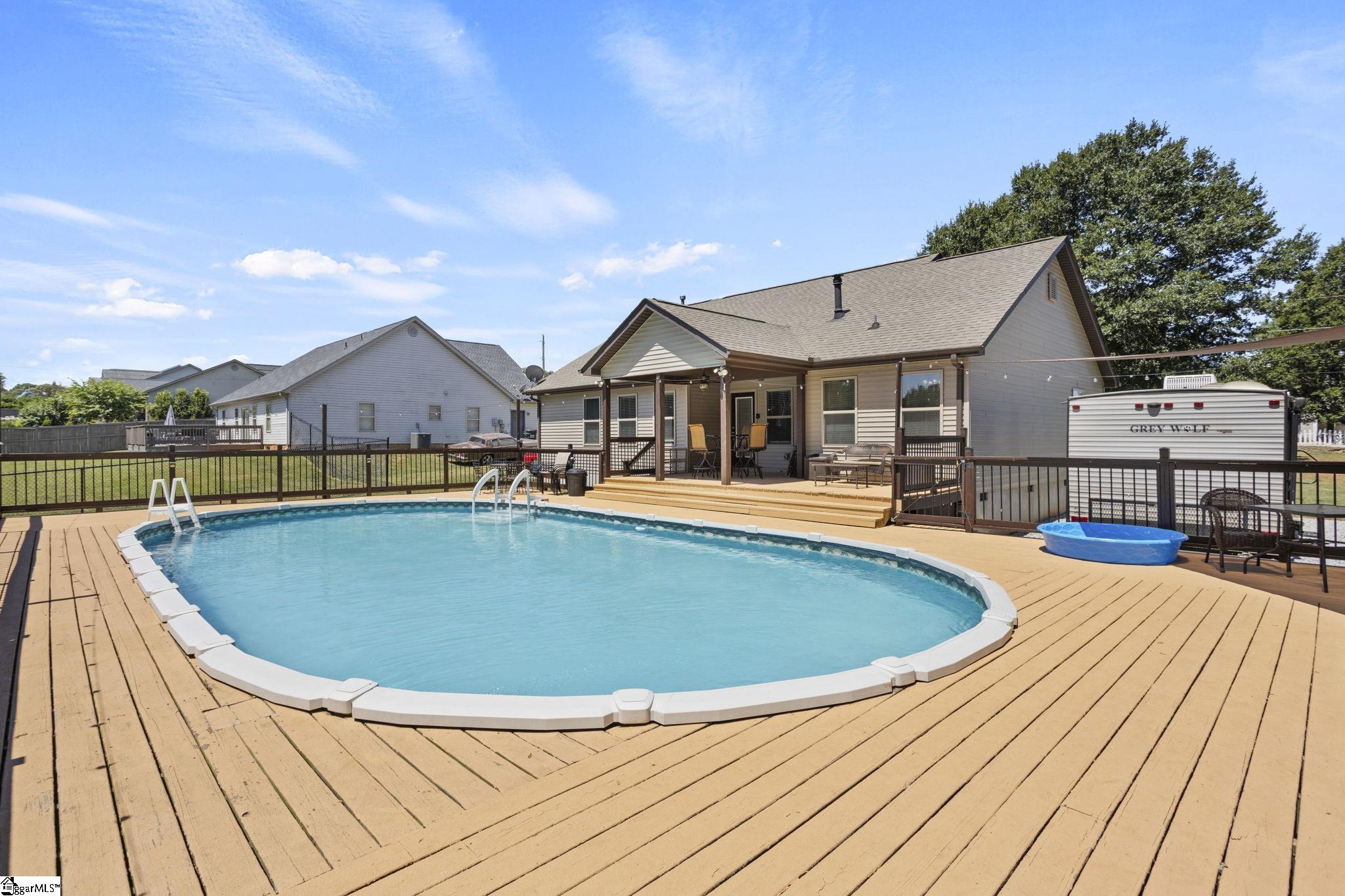 118 Wofford Road Taylors, SC 29687