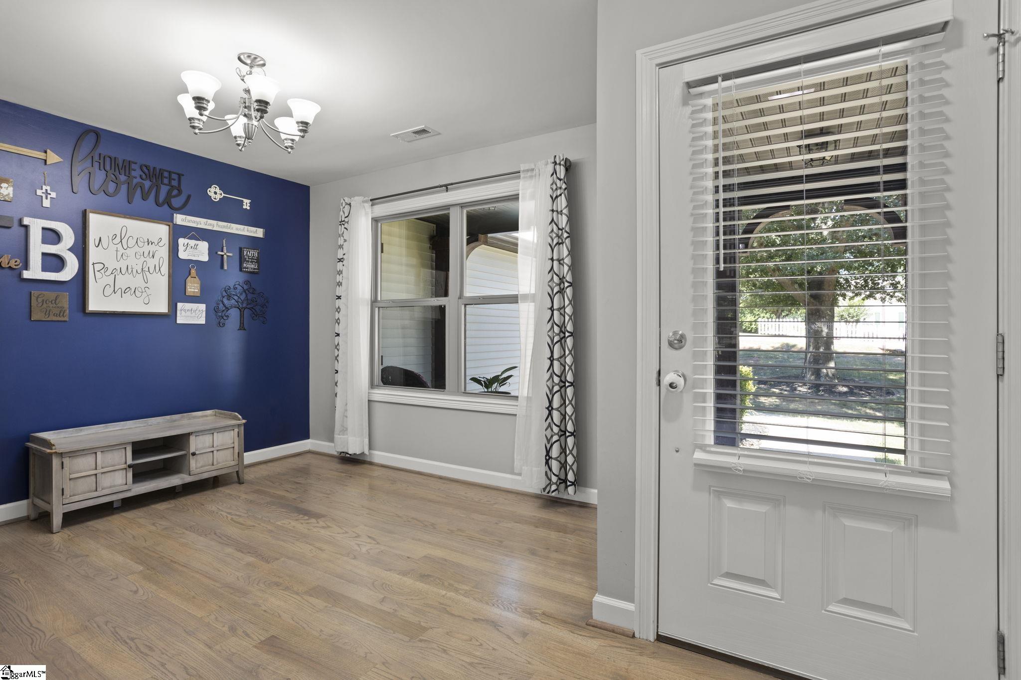 118 Wofford Road Taylors, SC 29687