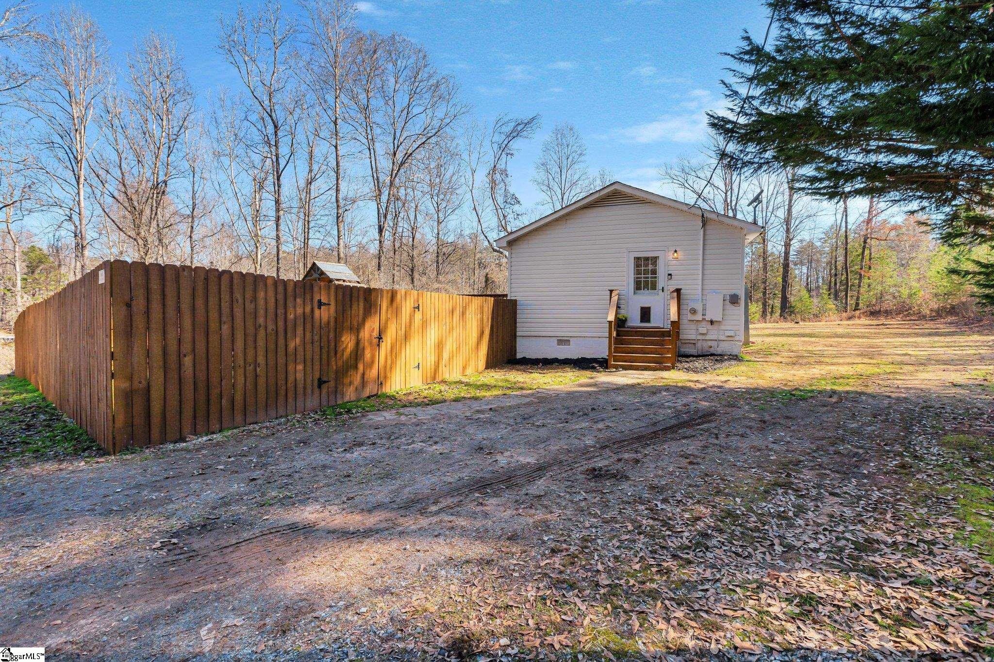 3776 Geer, Marietta, South Carolina image 4