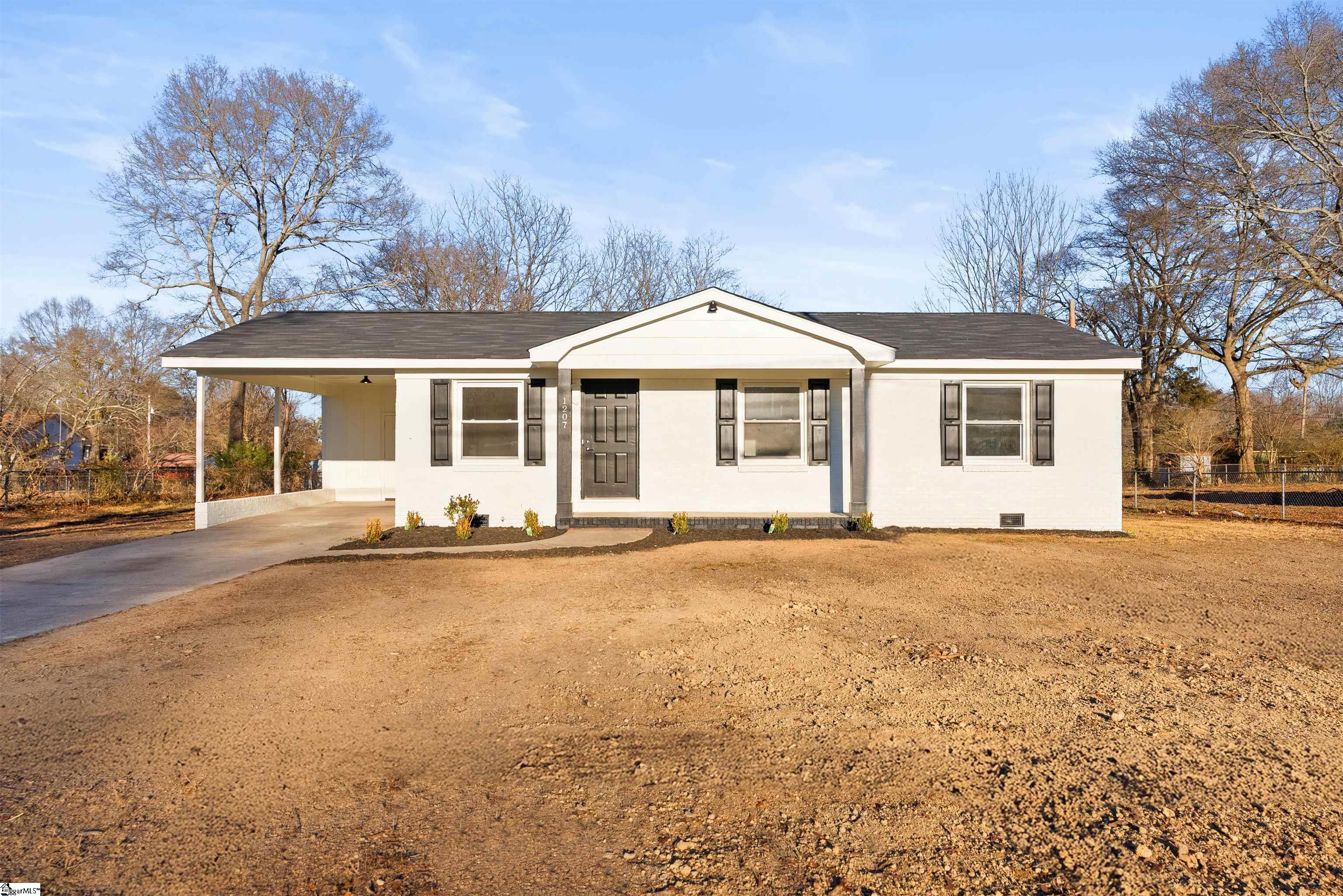 1207 South Main Street, Fountain Inn SC 29644