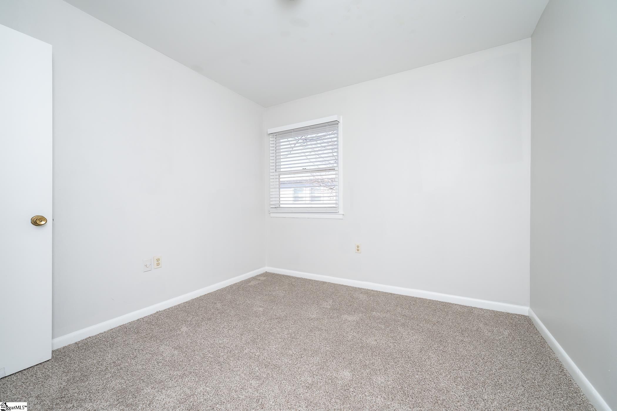 3706 E North, Greenville, South Carolina image 12
