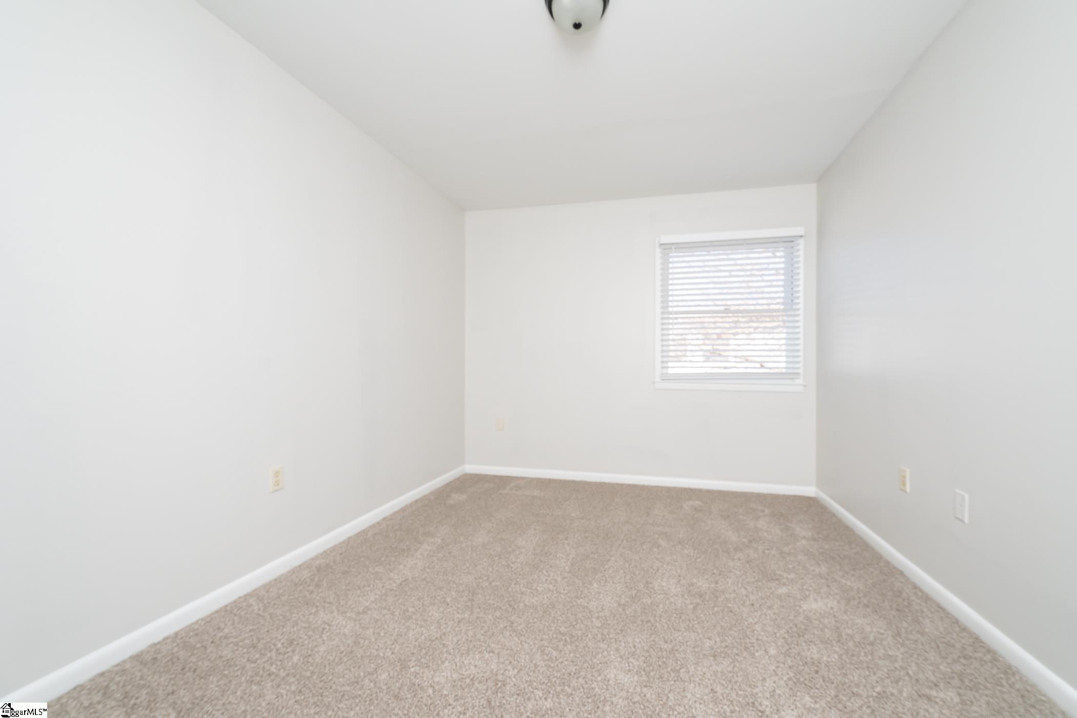 3706 E North, Greenville, South Carolina image 8