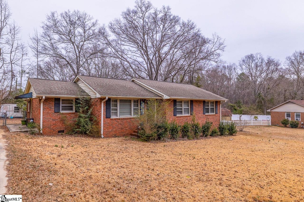 206 Overbrook, Laurens, South Carolina image 3