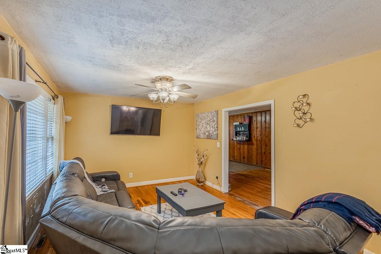 206 Overbrook, Laurens, South Carolina image 6