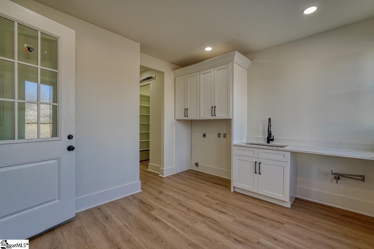 938 Benchmark Drive Wellford, SC 29385