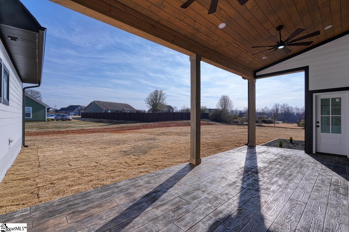 938 Benchmark Drive Wellford, SC 29385
