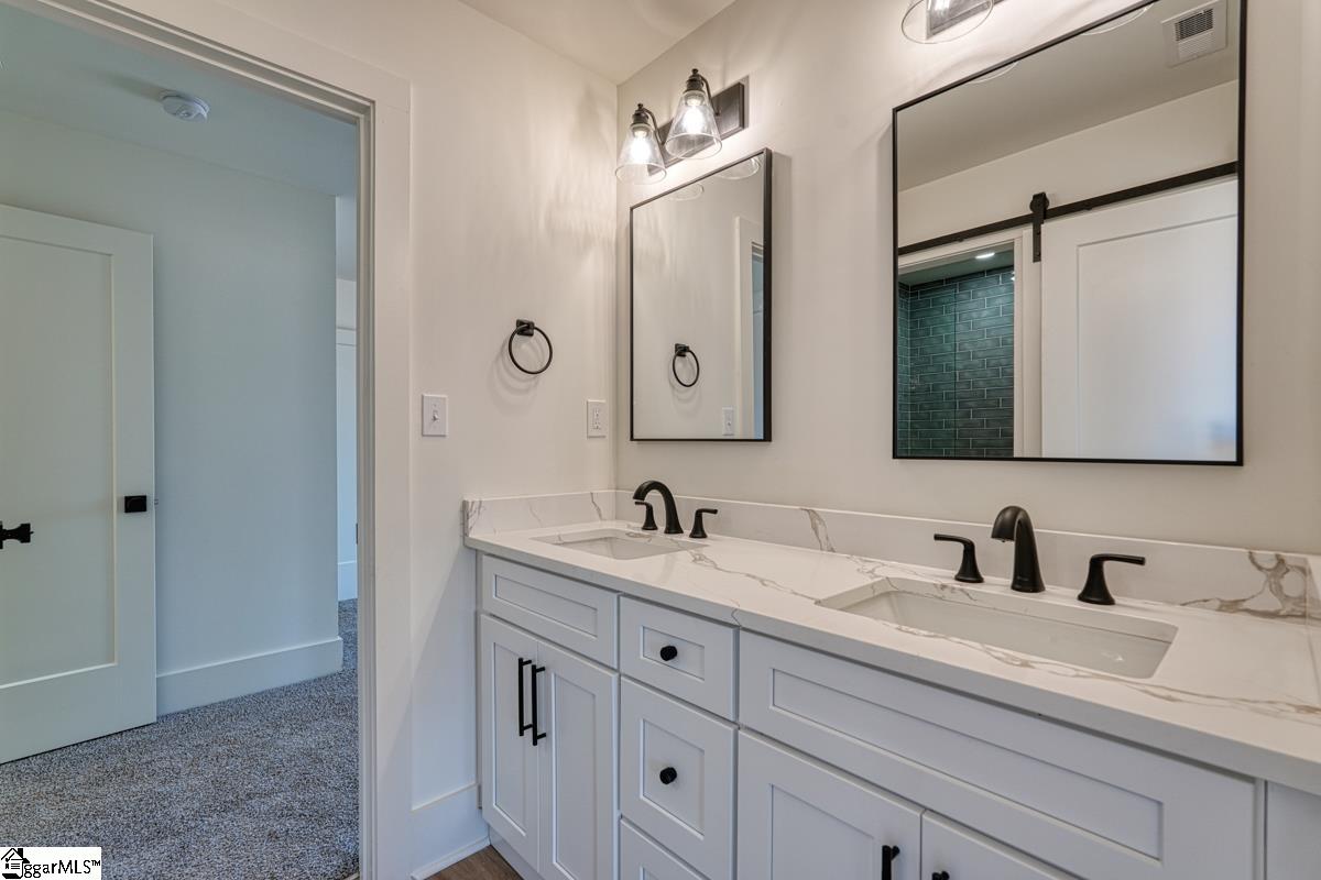 938 Benchmark Drive Wellford, SC 29385