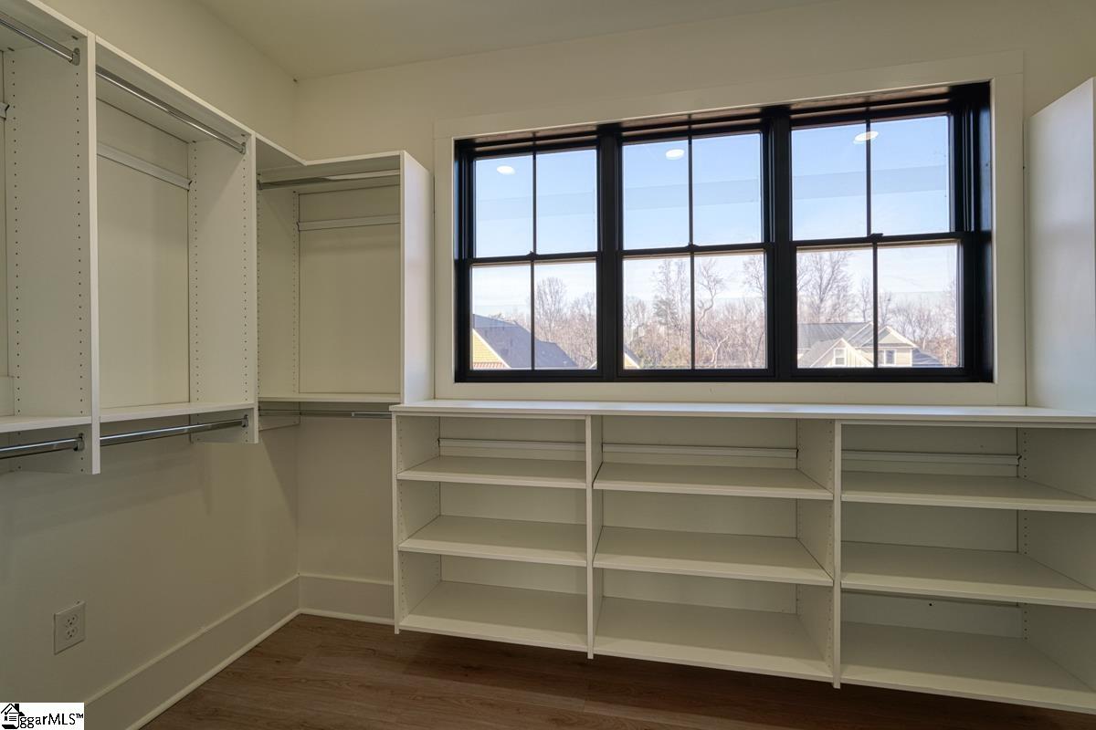 938 Benchmark Drive Wellford, SC 29385