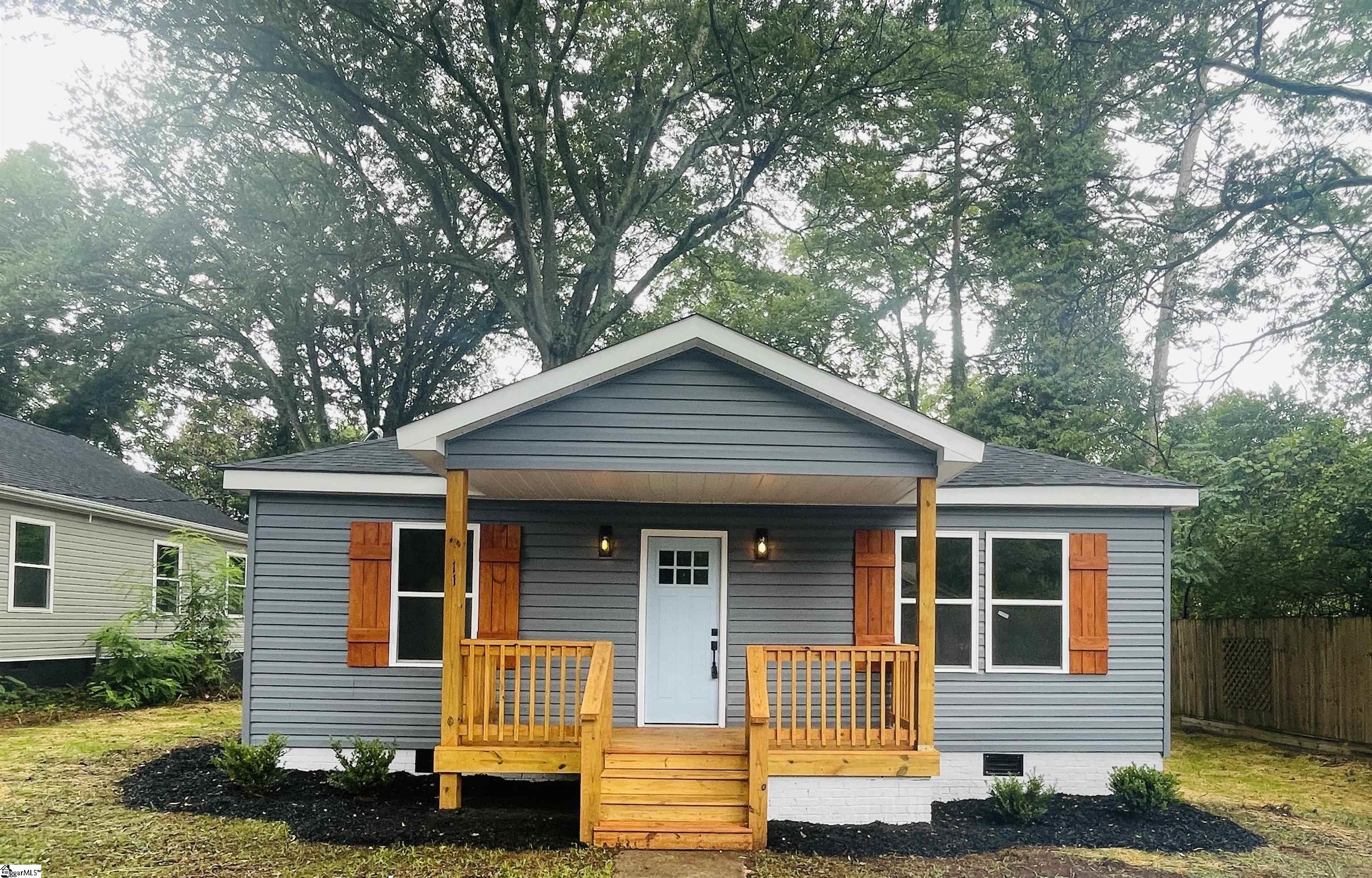11 Lark Street, Greenville SC 29607