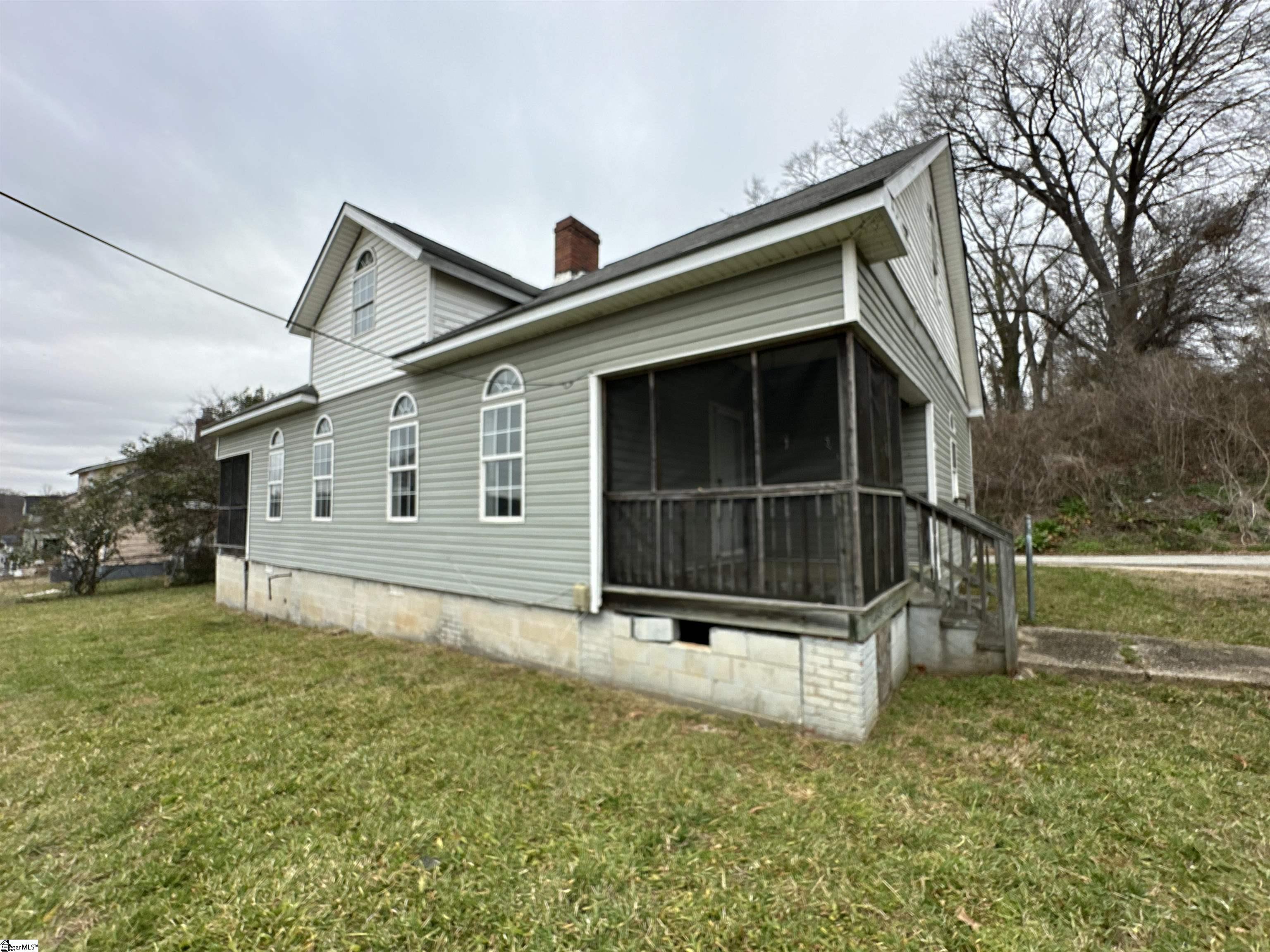 235 Green, Pacolet, South Carolina image 1