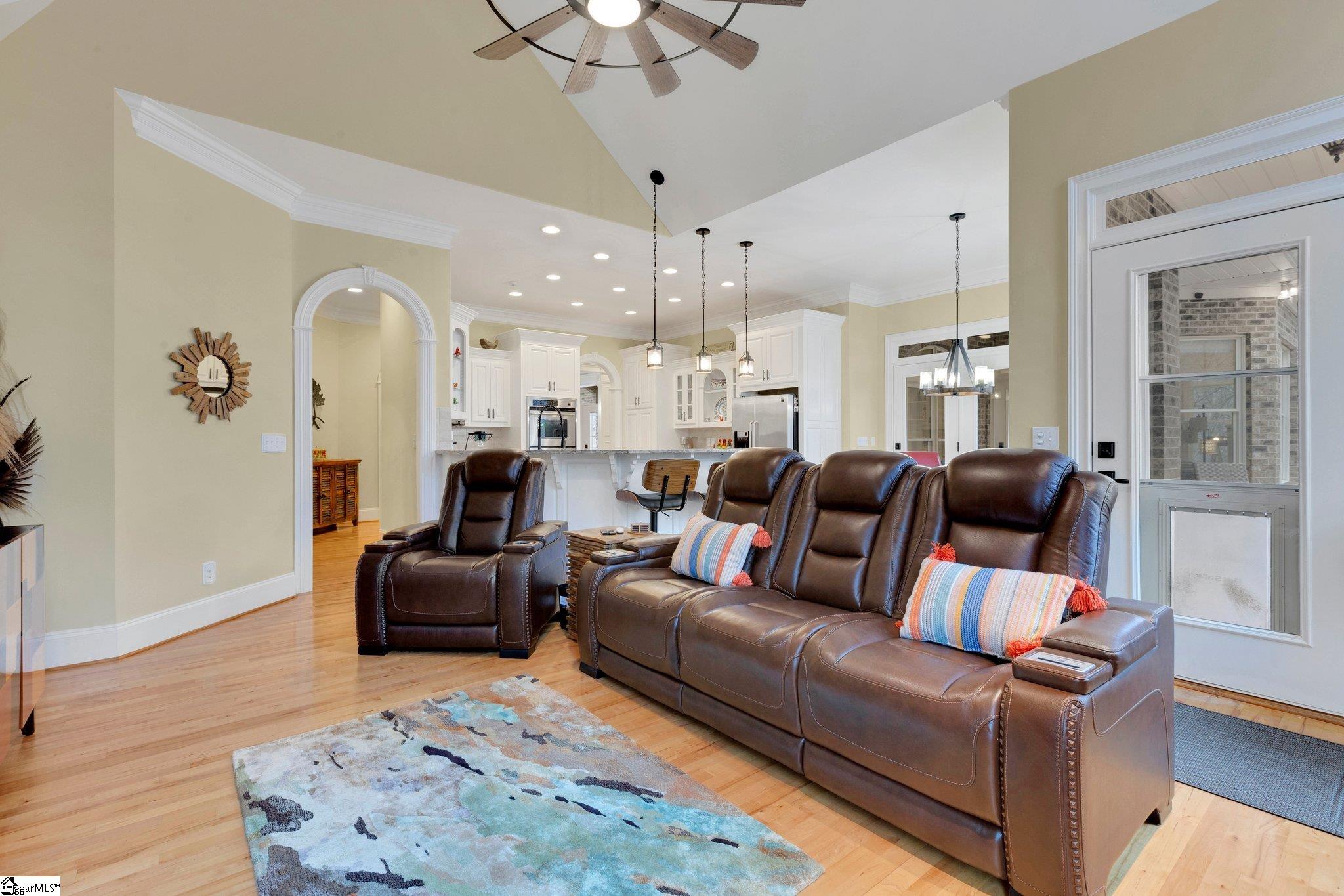 101 Lake Hills, Travelers Rest, South Carolina image 32