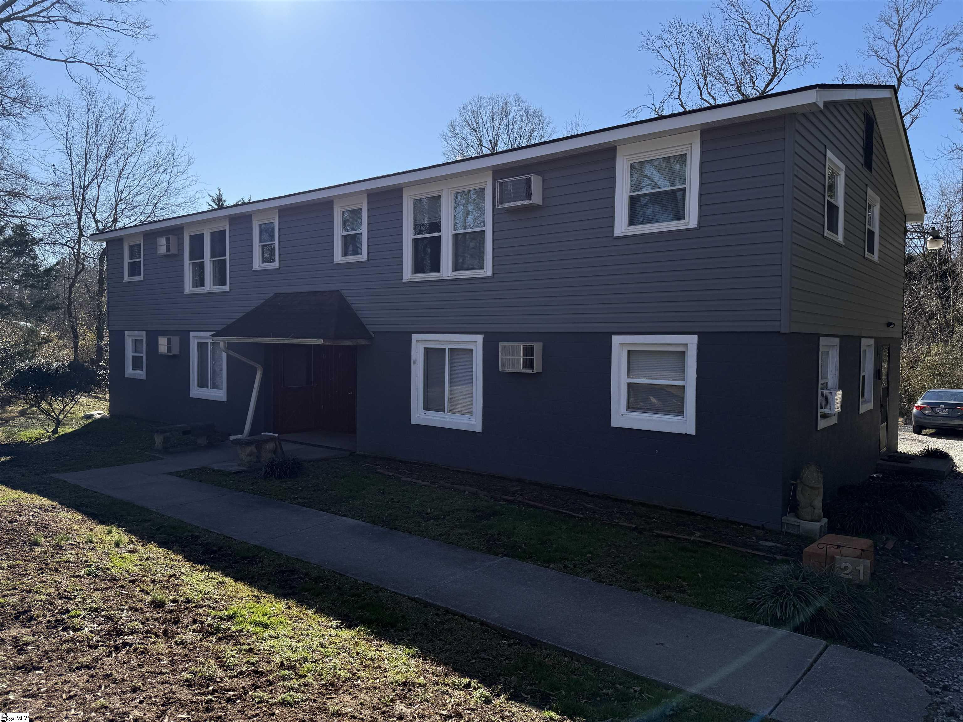 23 Abbeville Street Due West, SC 29639