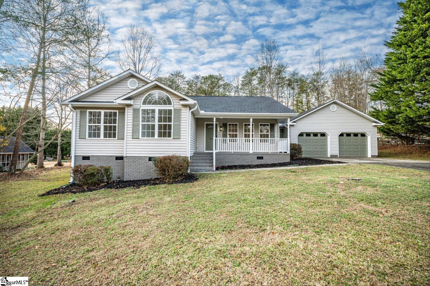 26 Starview Road, Travelers Rest SC 29690