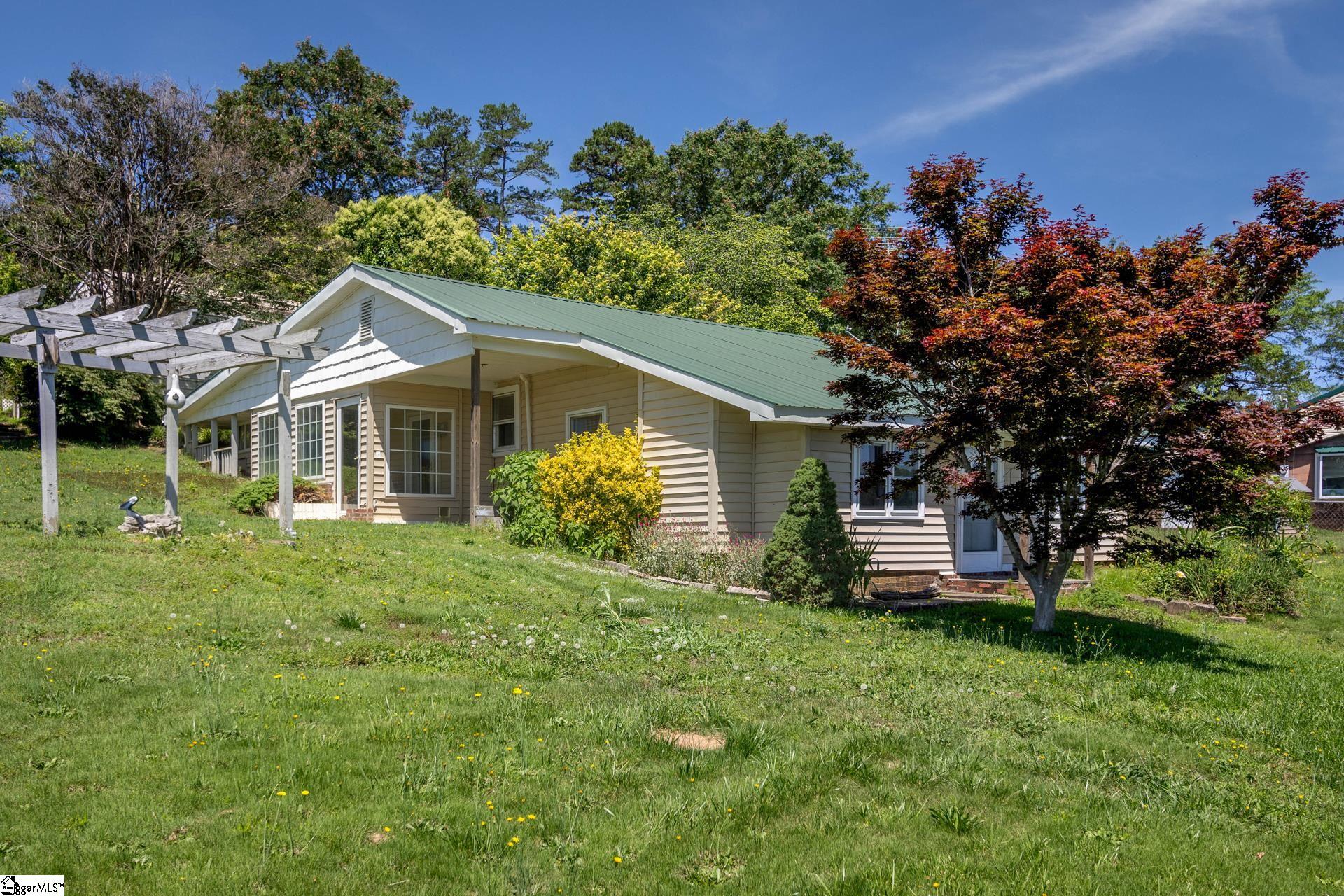 1010 Flymm Smith, Waterloo, South Carolina image 3