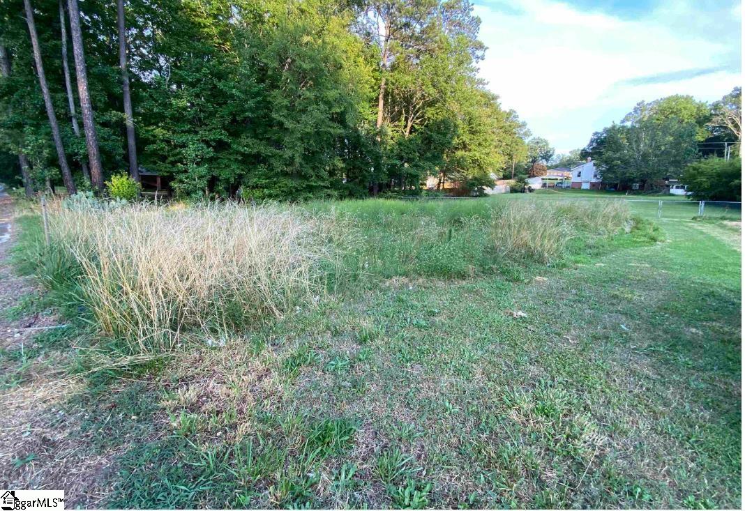 552 Springdale, Clinton, South Carolina image 2