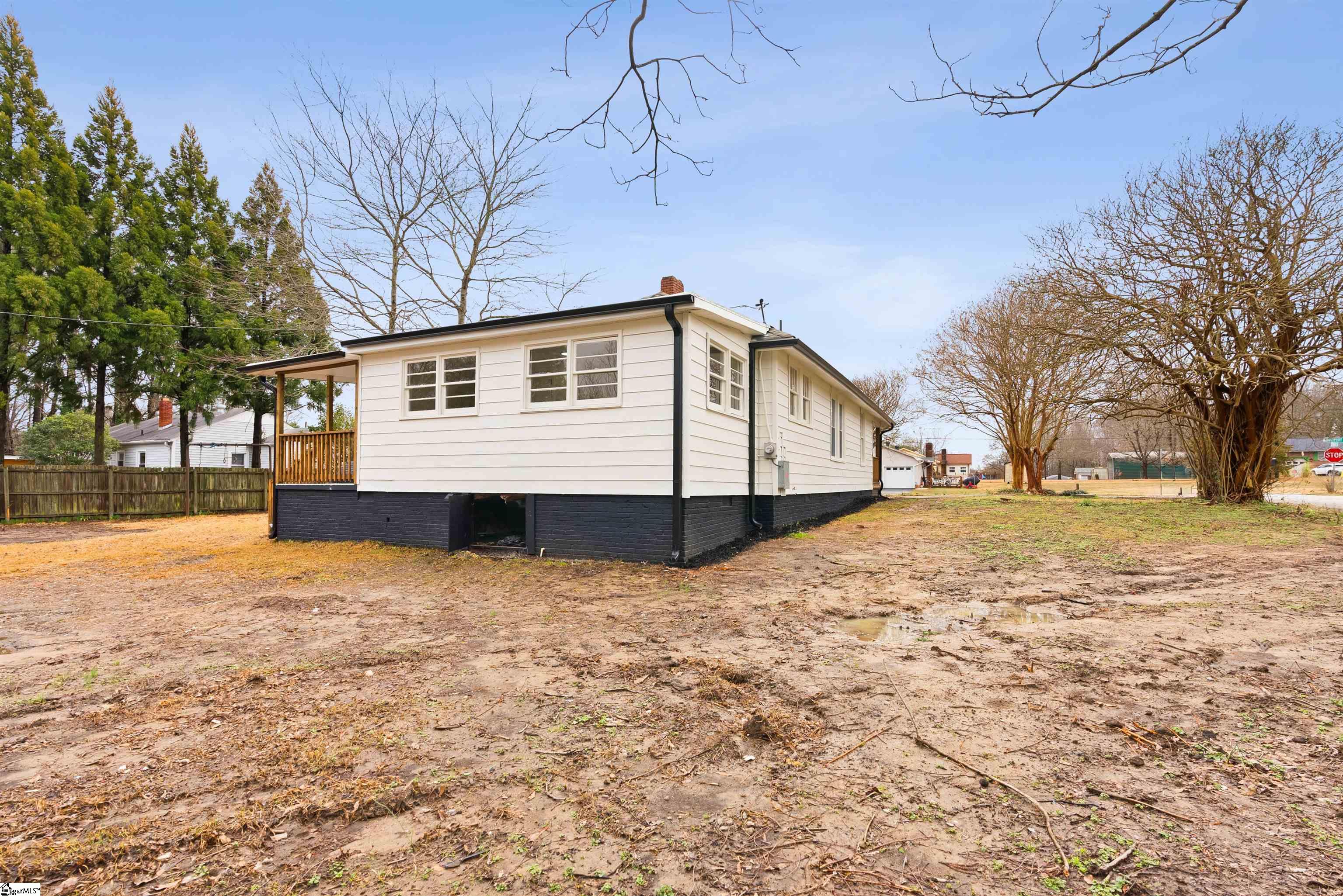 62 Airport, Spartanburg, South Carolina image 34