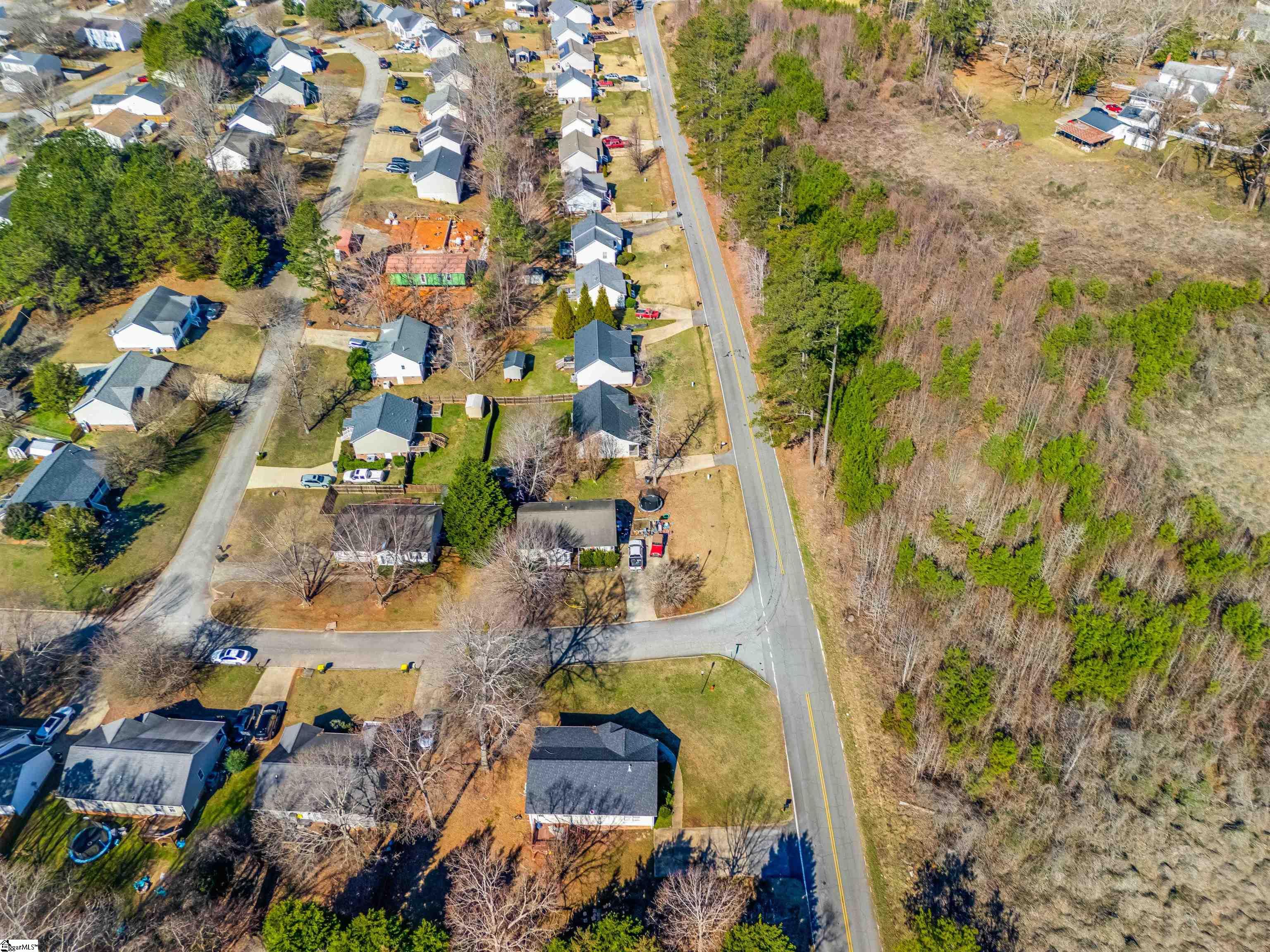 140 Brown, Easley, South Carolina image 25