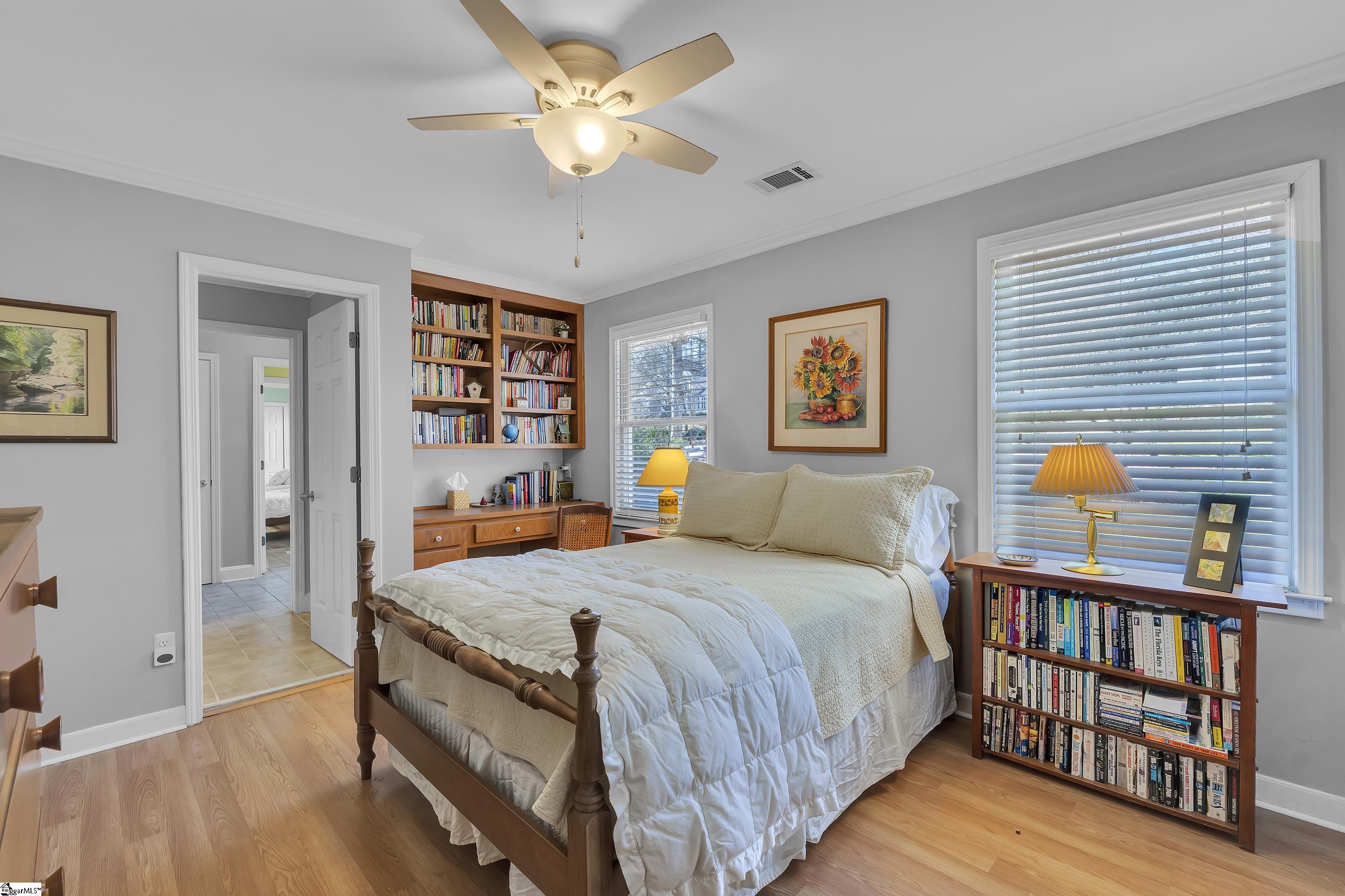 27 Club Forest, Greenville, South Carolina image 19