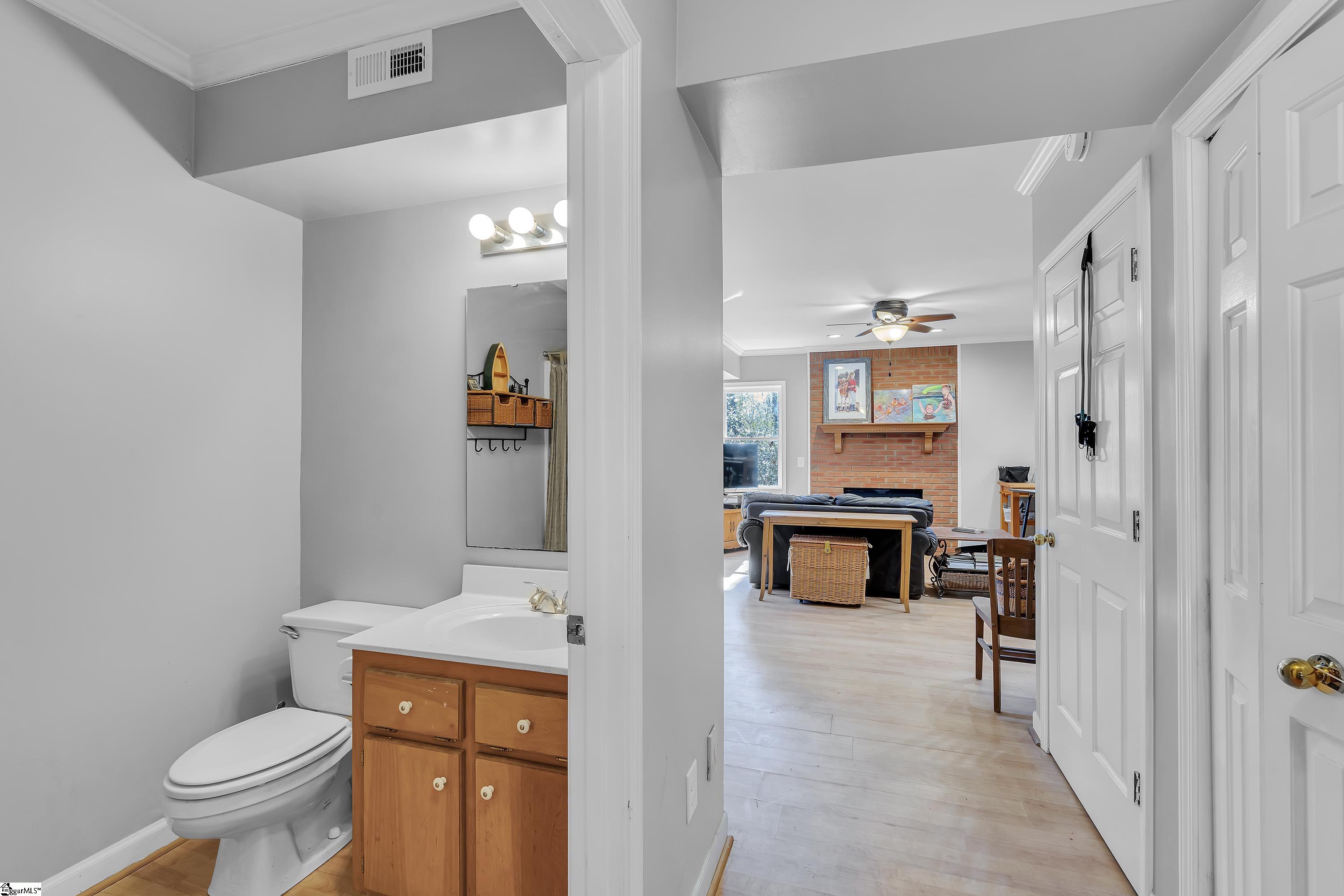 27 Club Forest, Greenville, South Carolina image 27
