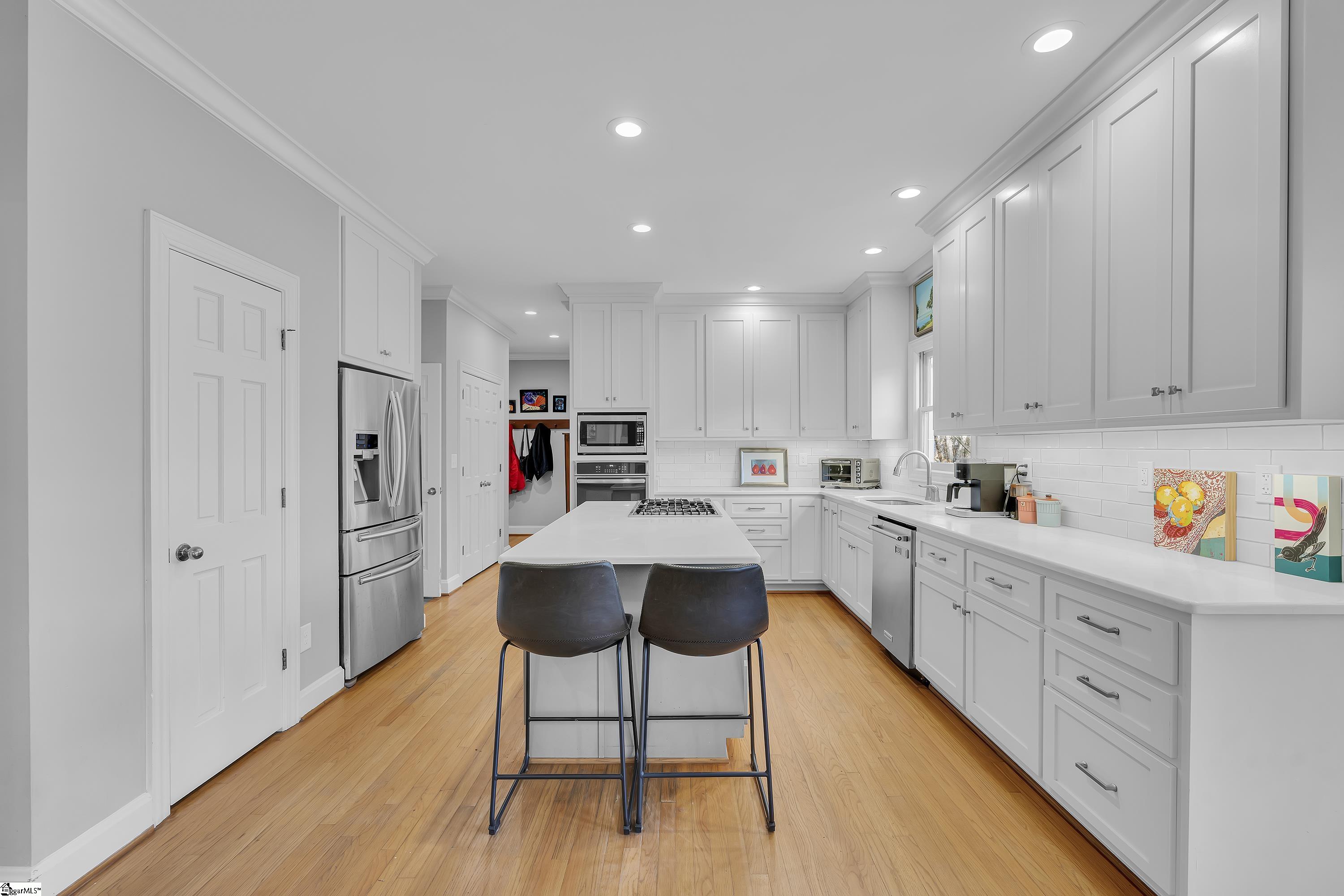 27 Club Forest, Greenville, South Carolina image 9