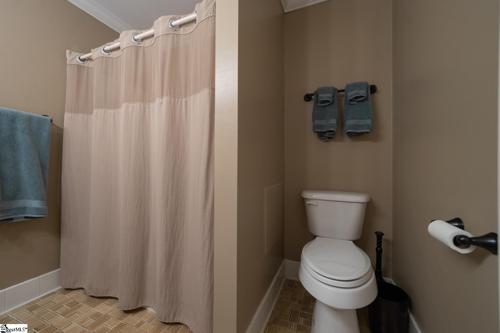 218 Goldfinch, Greer, South Carolina image 22