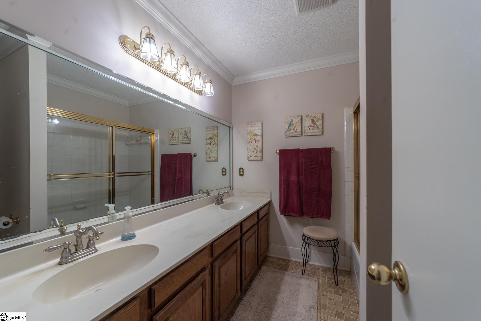 218 Goldfinch, Greer, South Carolina image 31