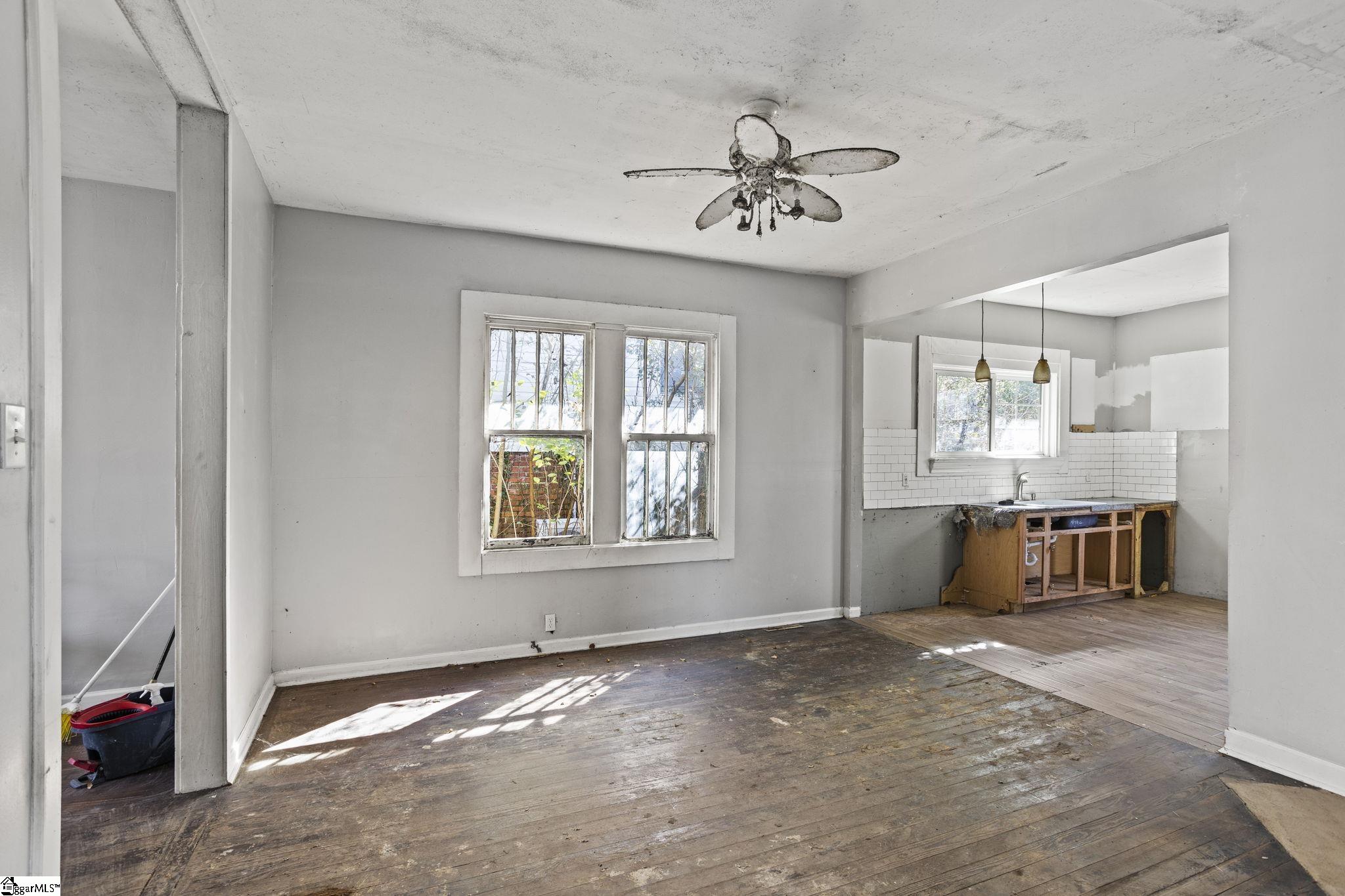 143 Edwards, Spartanburg, South Carolina image 4