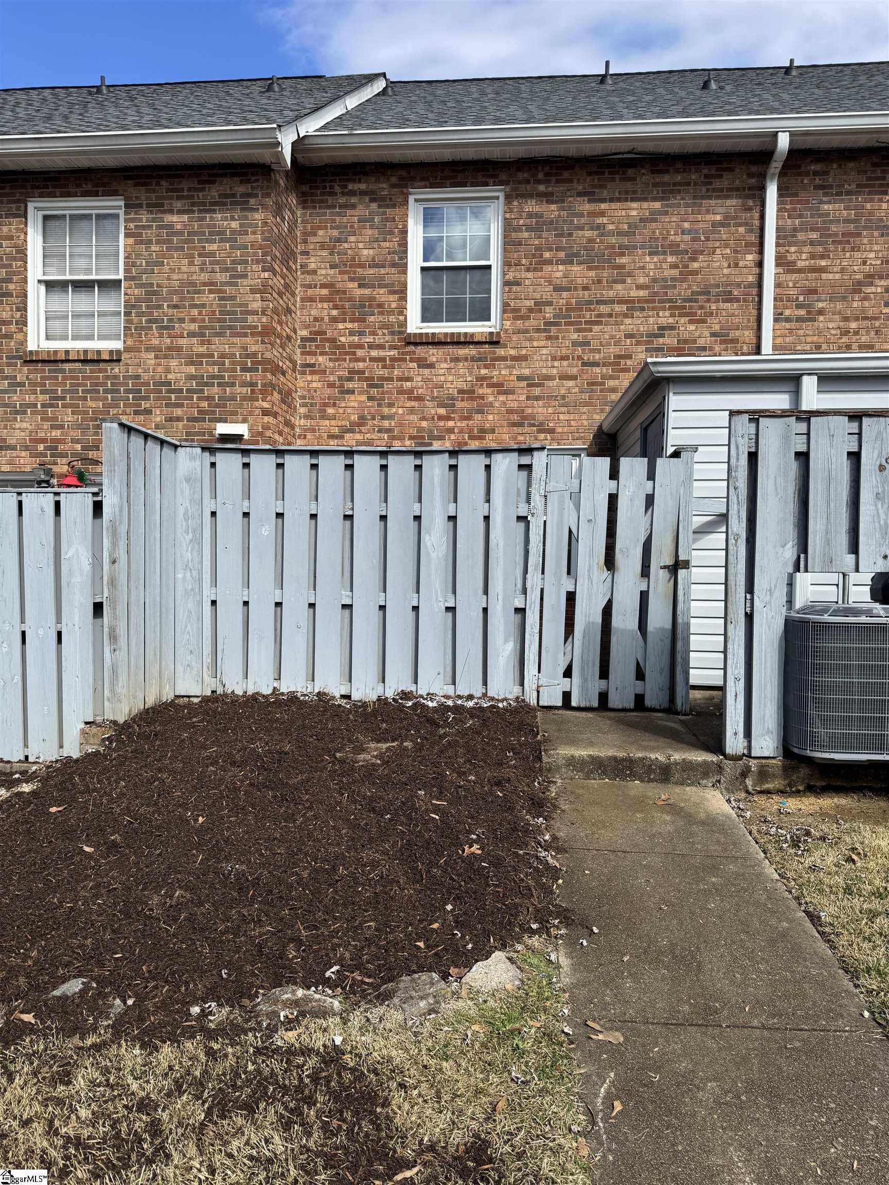 1438 Dover, Spartanburg, South Carolina image 3