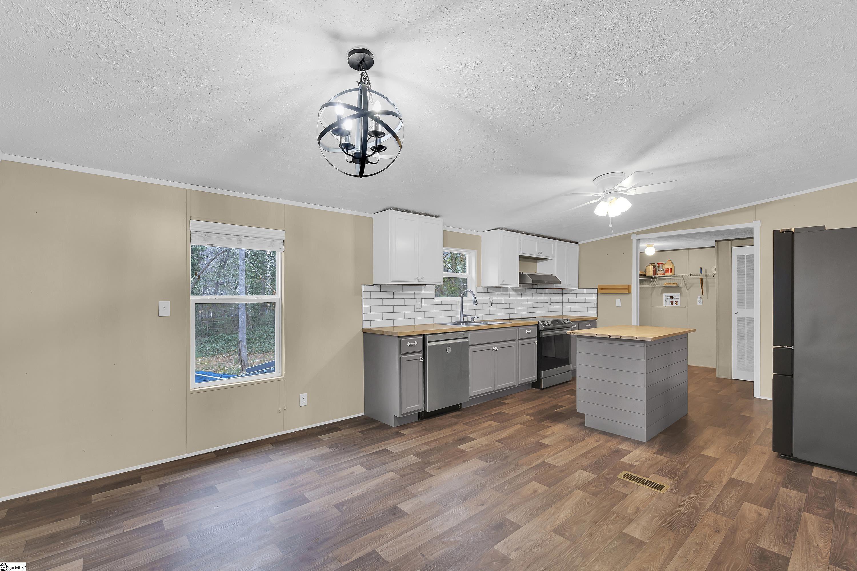 227 Murrell, Greenville, South Carolina image 5