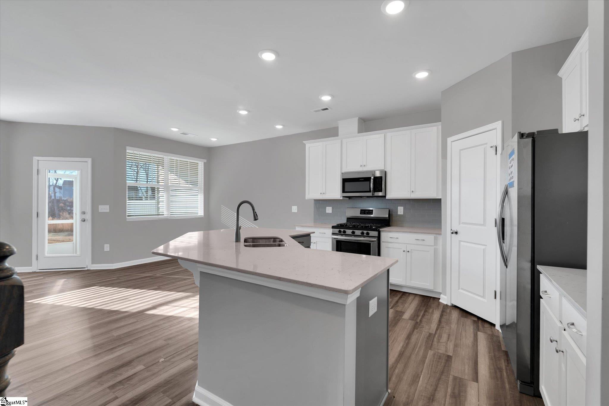 305 E Compass, Easley, South Carolina image 5