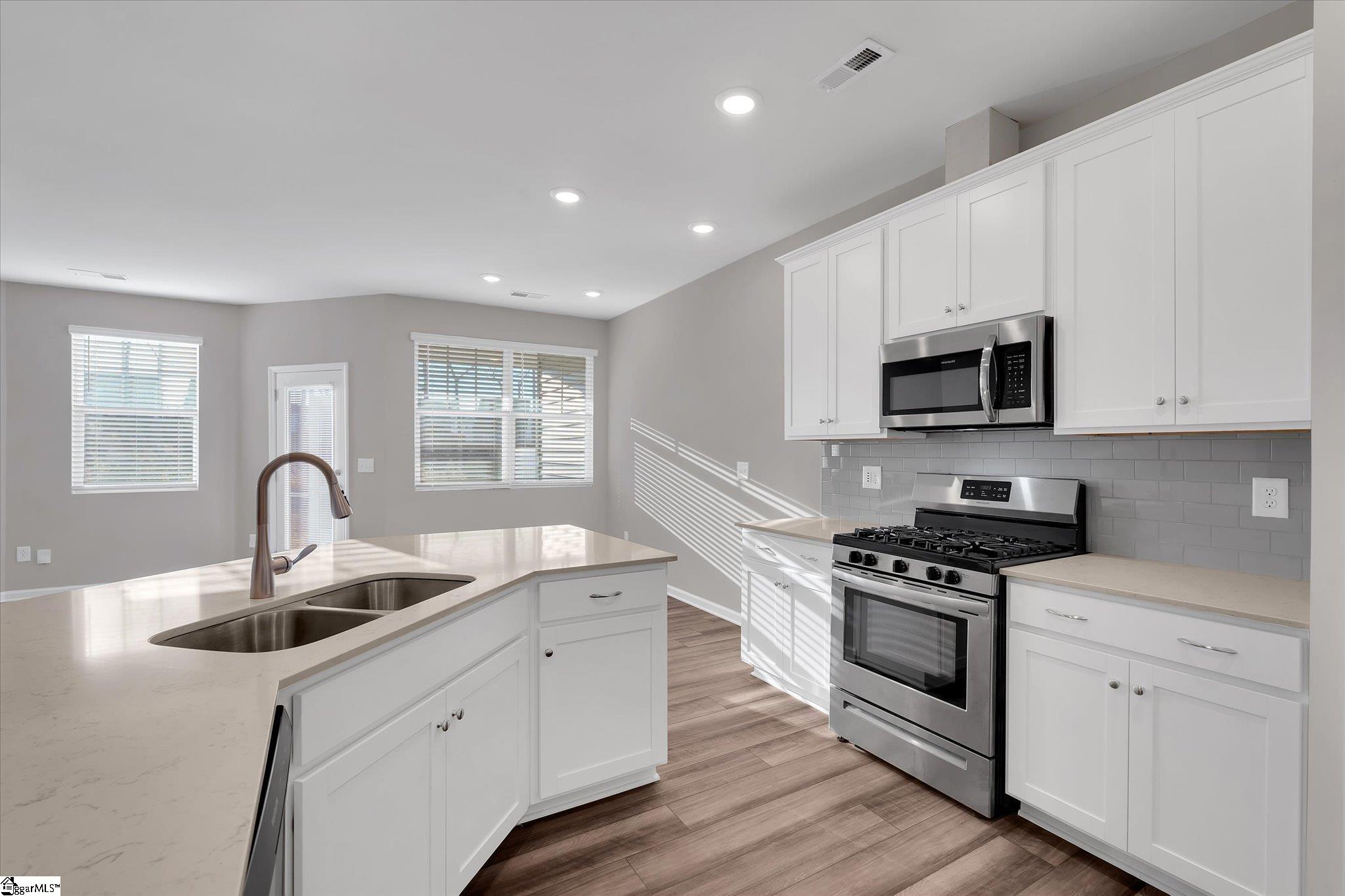 315 E Compass, Easley, South Carolina image 6