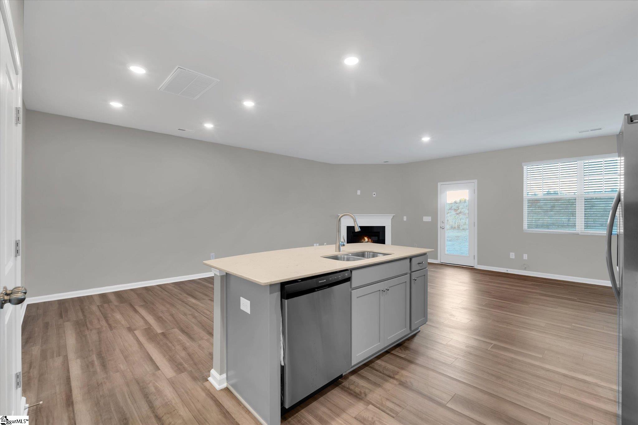 318 E Compass, Easley, South Carolina image 9
