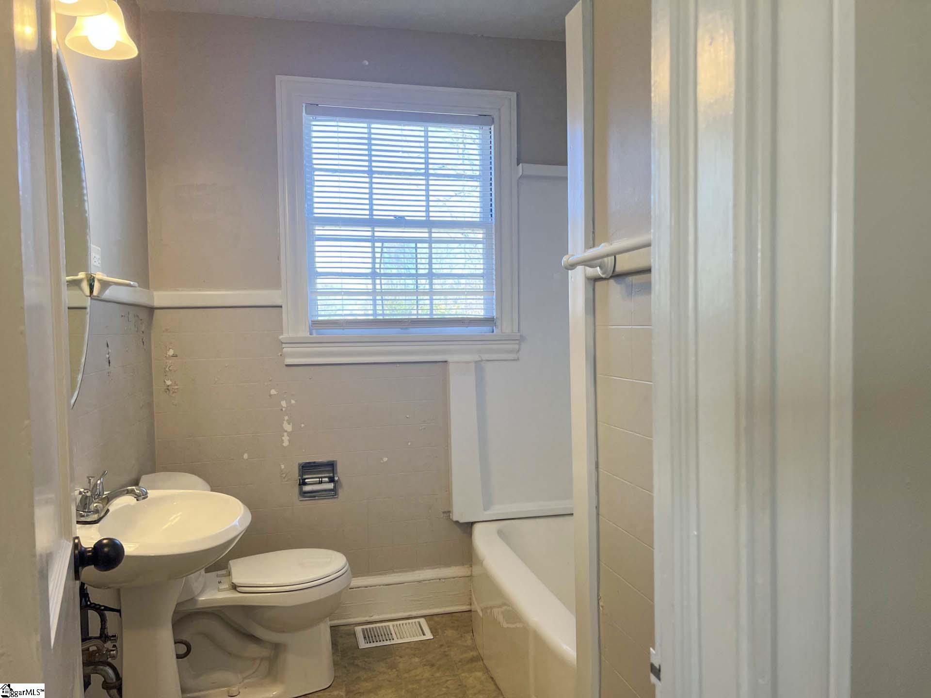 1803 Sevier, Greenville, South Carolina image 13