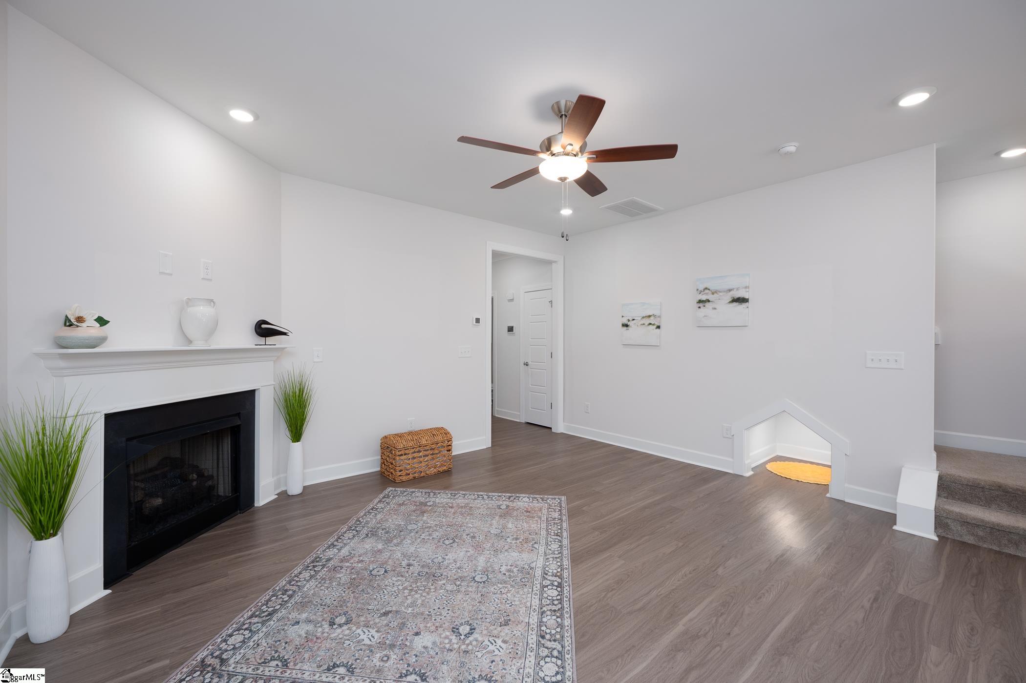 28 Jaycee, Greenville, South Carolina image 7