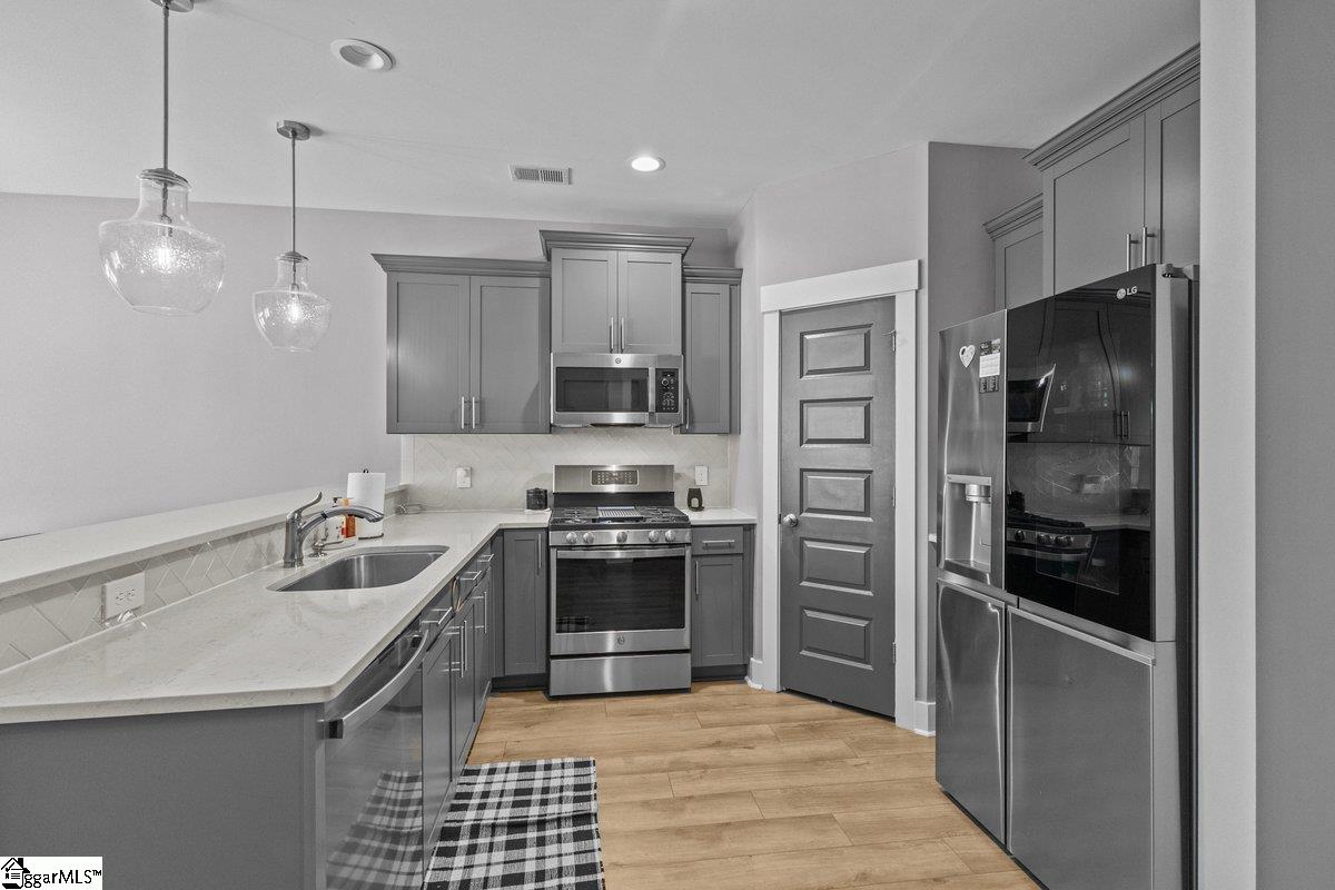 31 Alkanet, Greenville, South Carolina image 3
