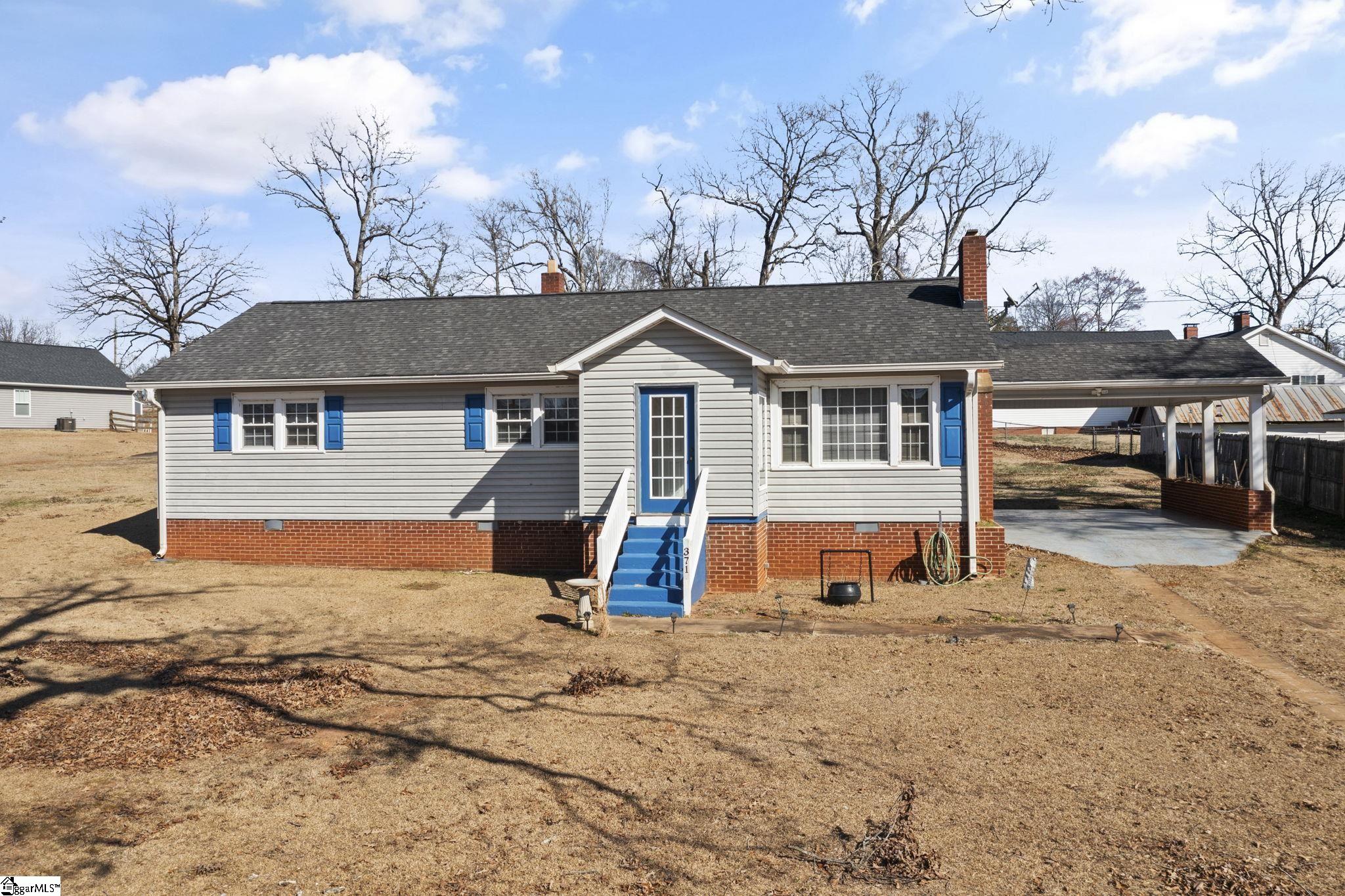 371 Tucapau Road Wellford, SC 29385-9486