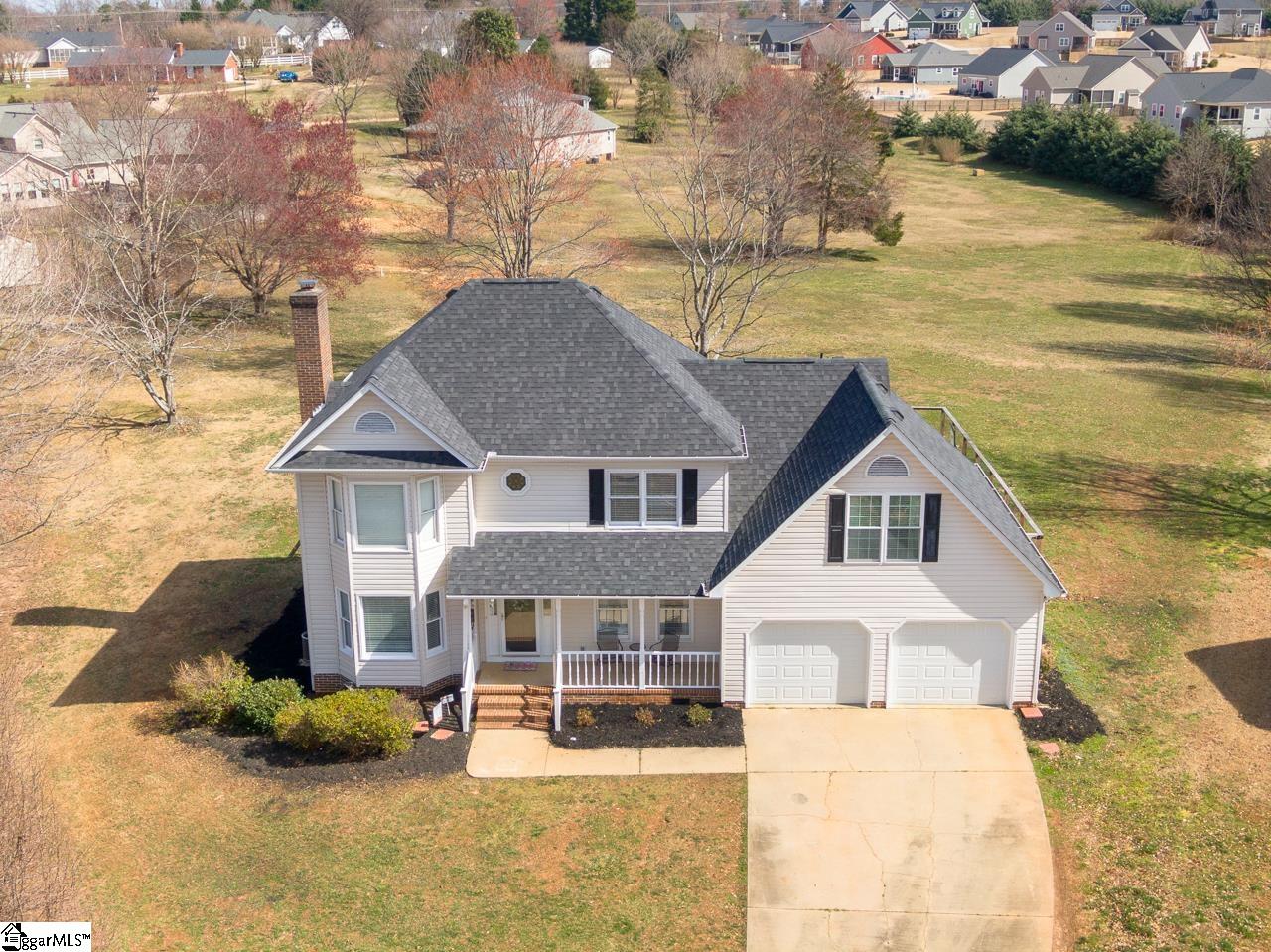 25 Midland Court Taylors, SC 29687