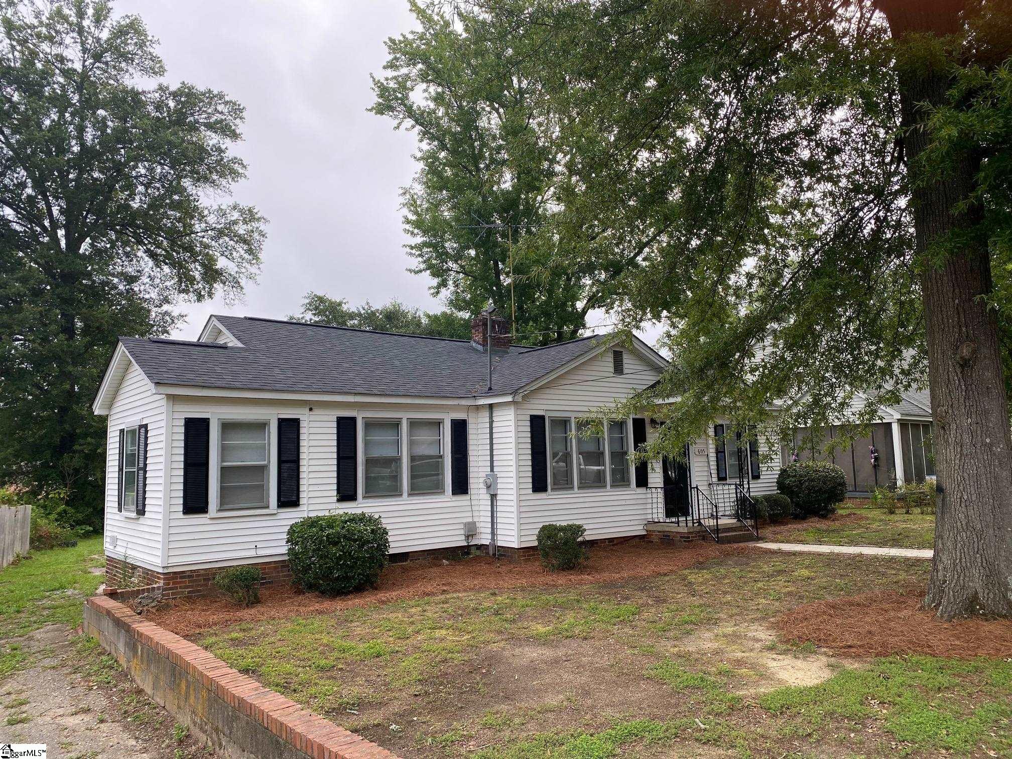 605 E Ferguson, Clinton, South Carolina image 2
