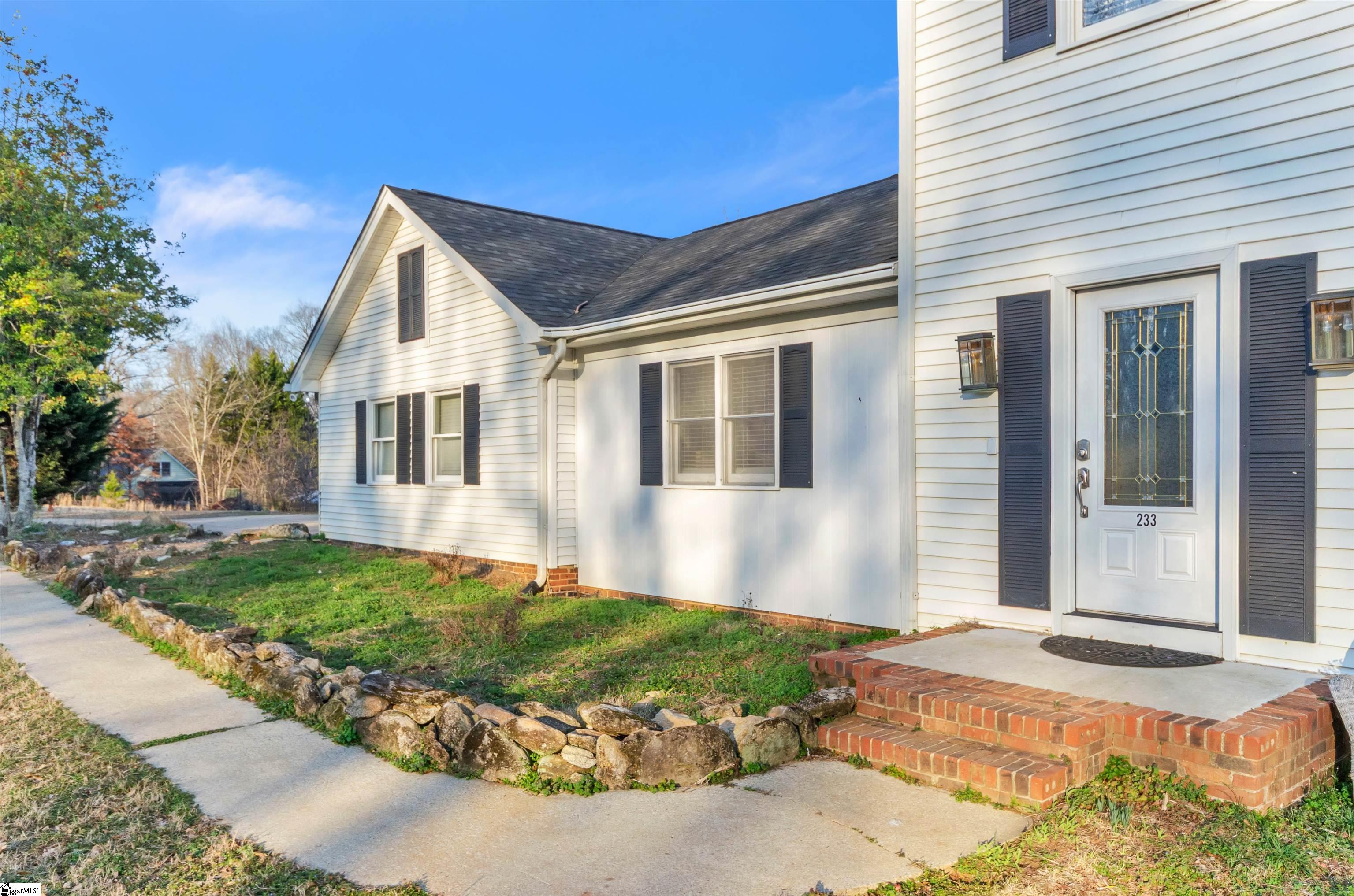 233 White, Simpsonville, South Carolina image 2