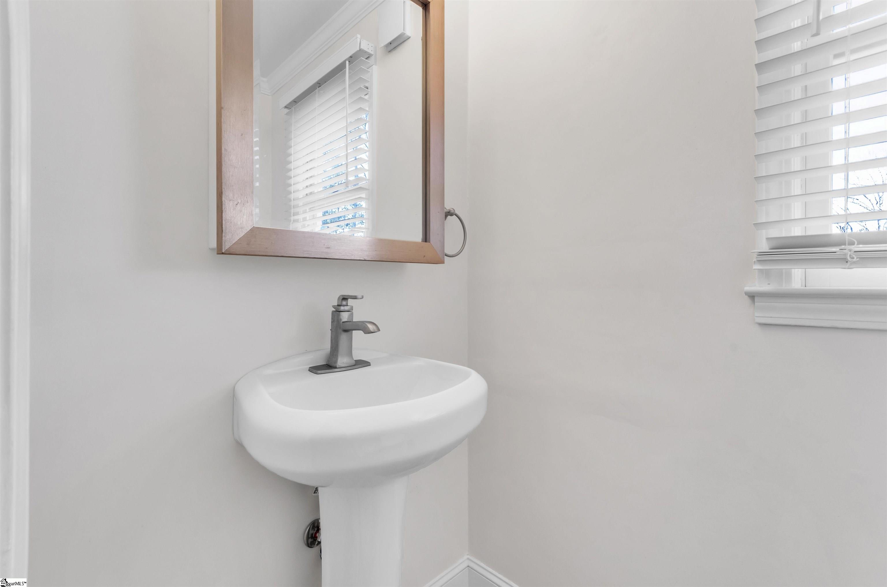 233 White, Simpsonville, South Carolina image 18