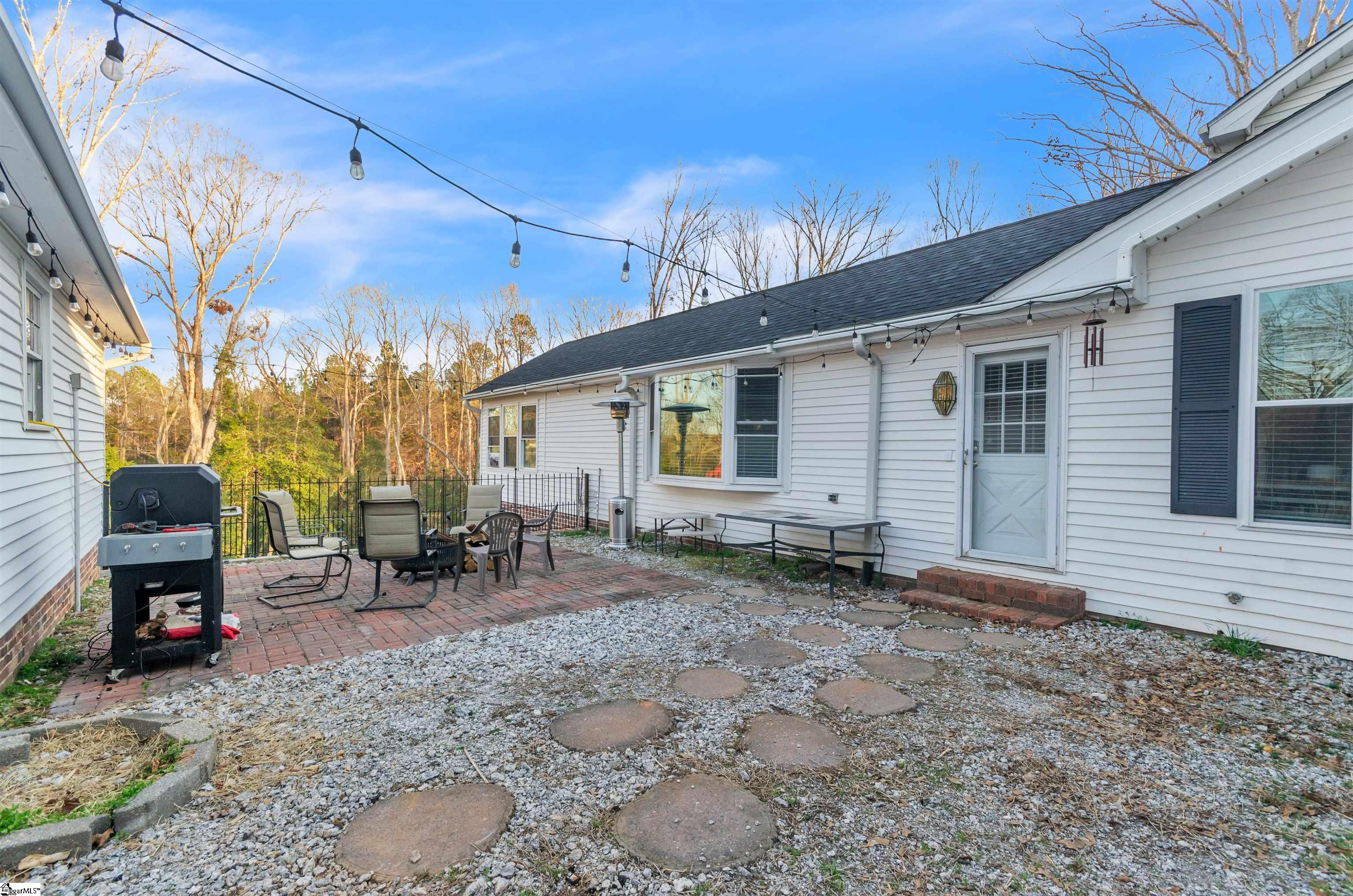 233 White, Simpsonville, South Carolina image 26