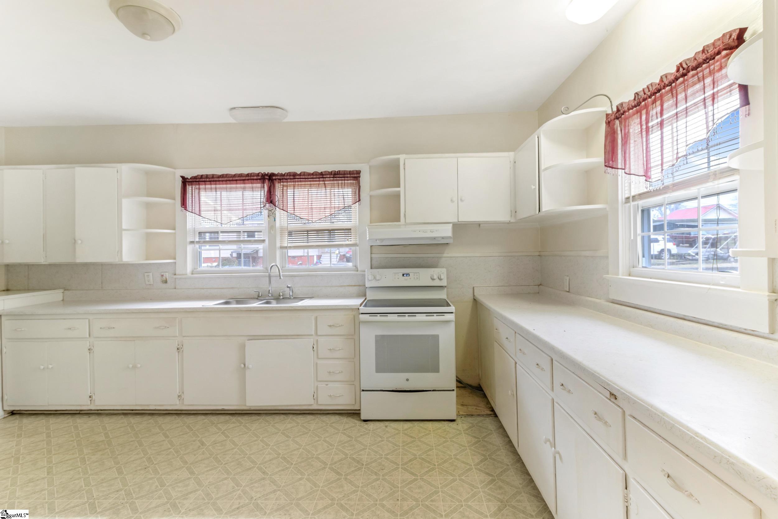 21 Woodside, Greenville, South Carolina image 16