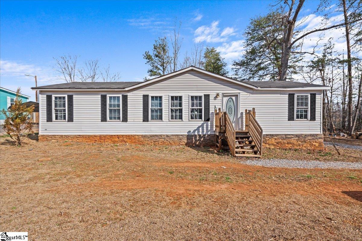 301A Willimon Drive Piedmont, SC 29673-8769