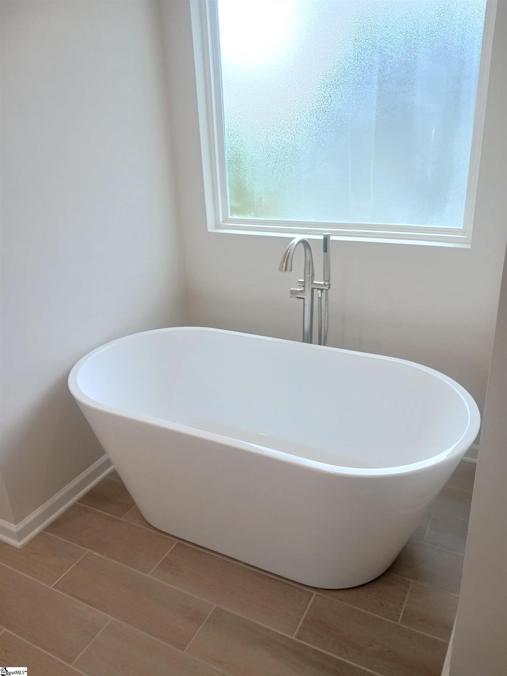 MLS #1549622 image #20