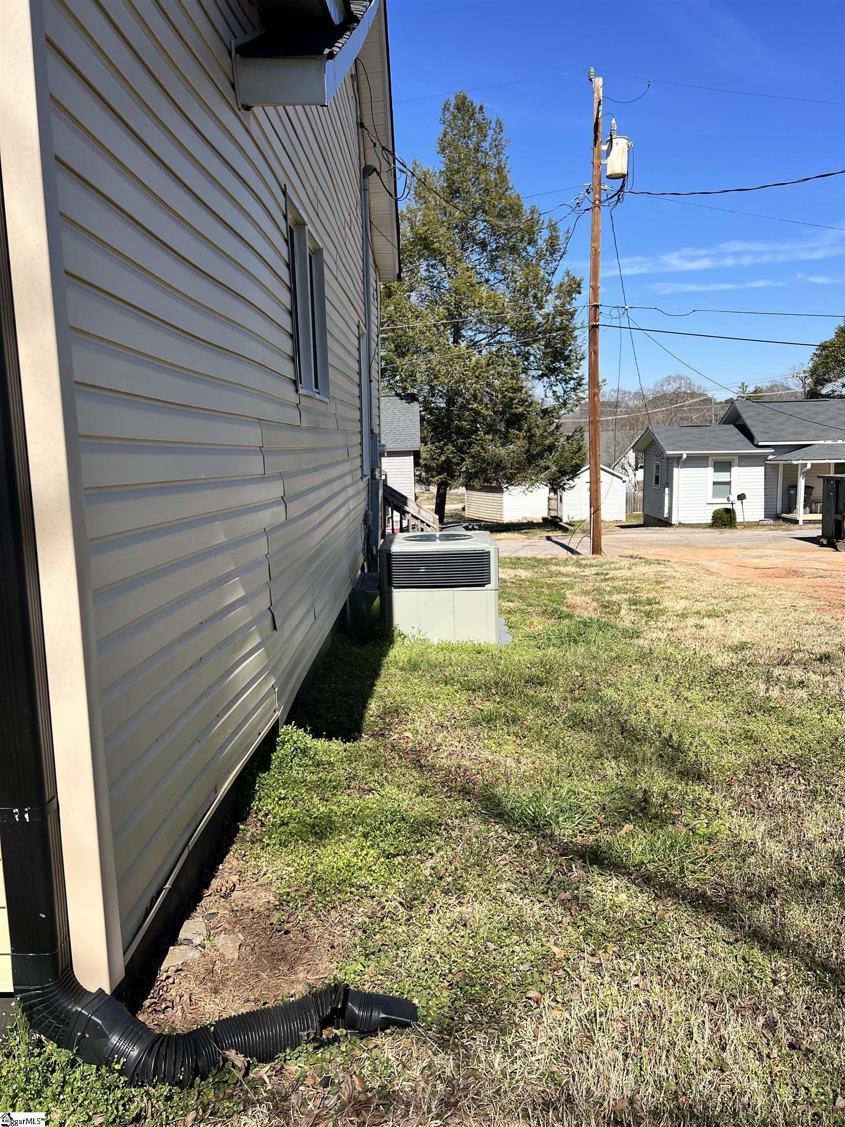 7 Hunt, Liberty, South Carolina image 5
